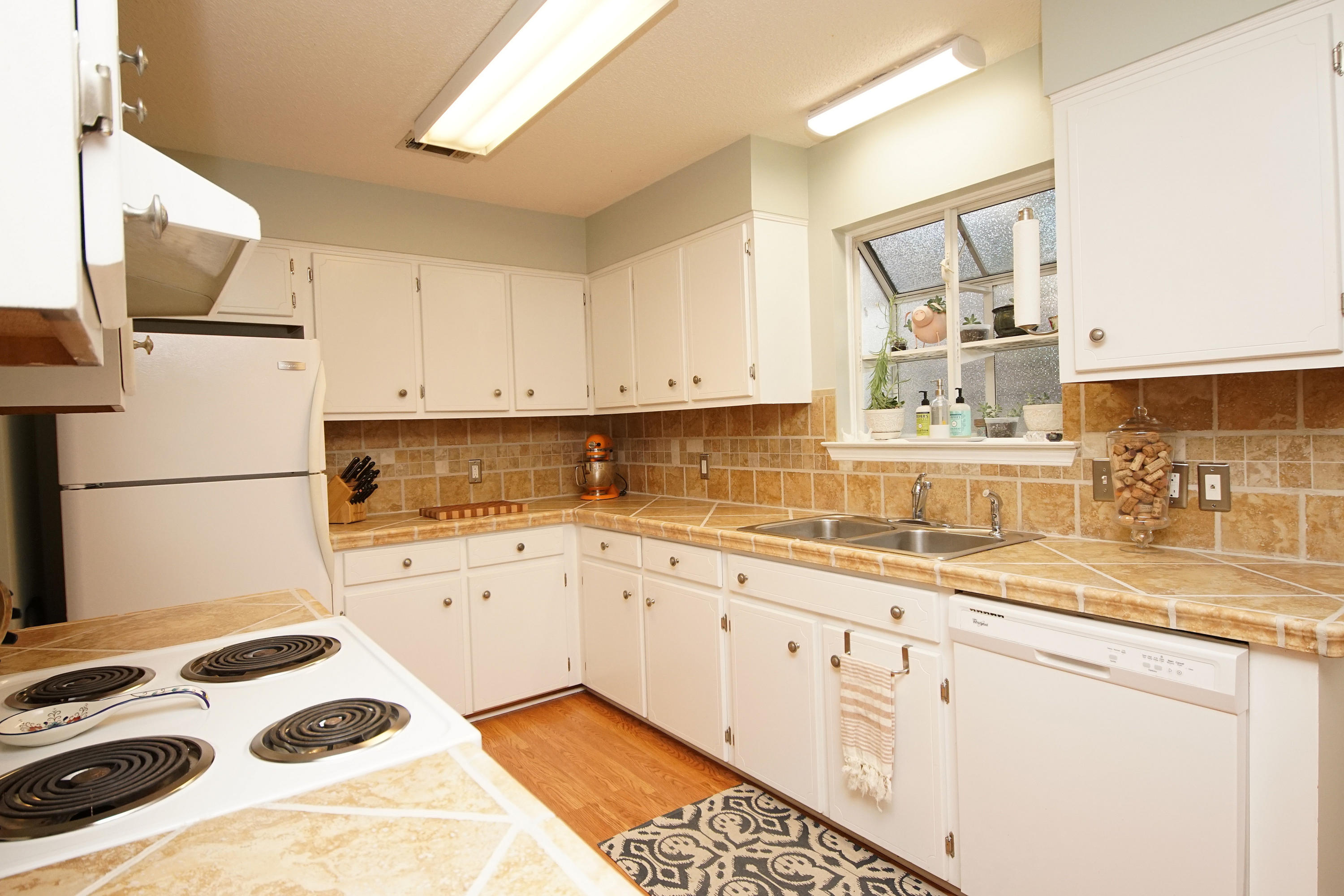 FLORIDA HEIGHTS - Residential