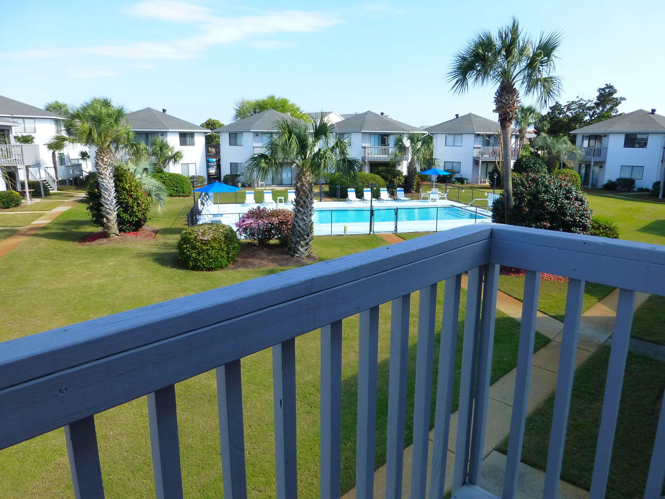 CRYSTAL VILLAGE CONDO PH 1 - Residential