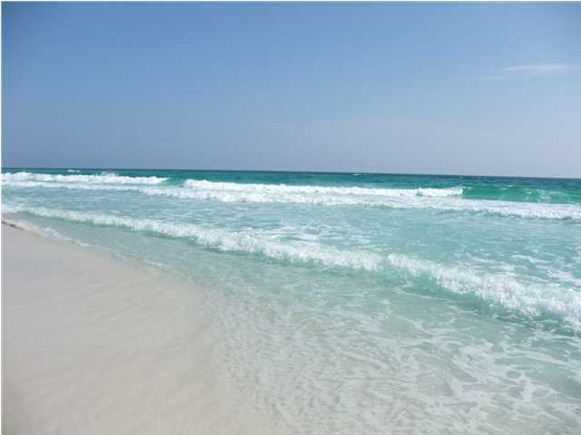 CRYSTAL VILLAGE CONDO PH 1 - Residential