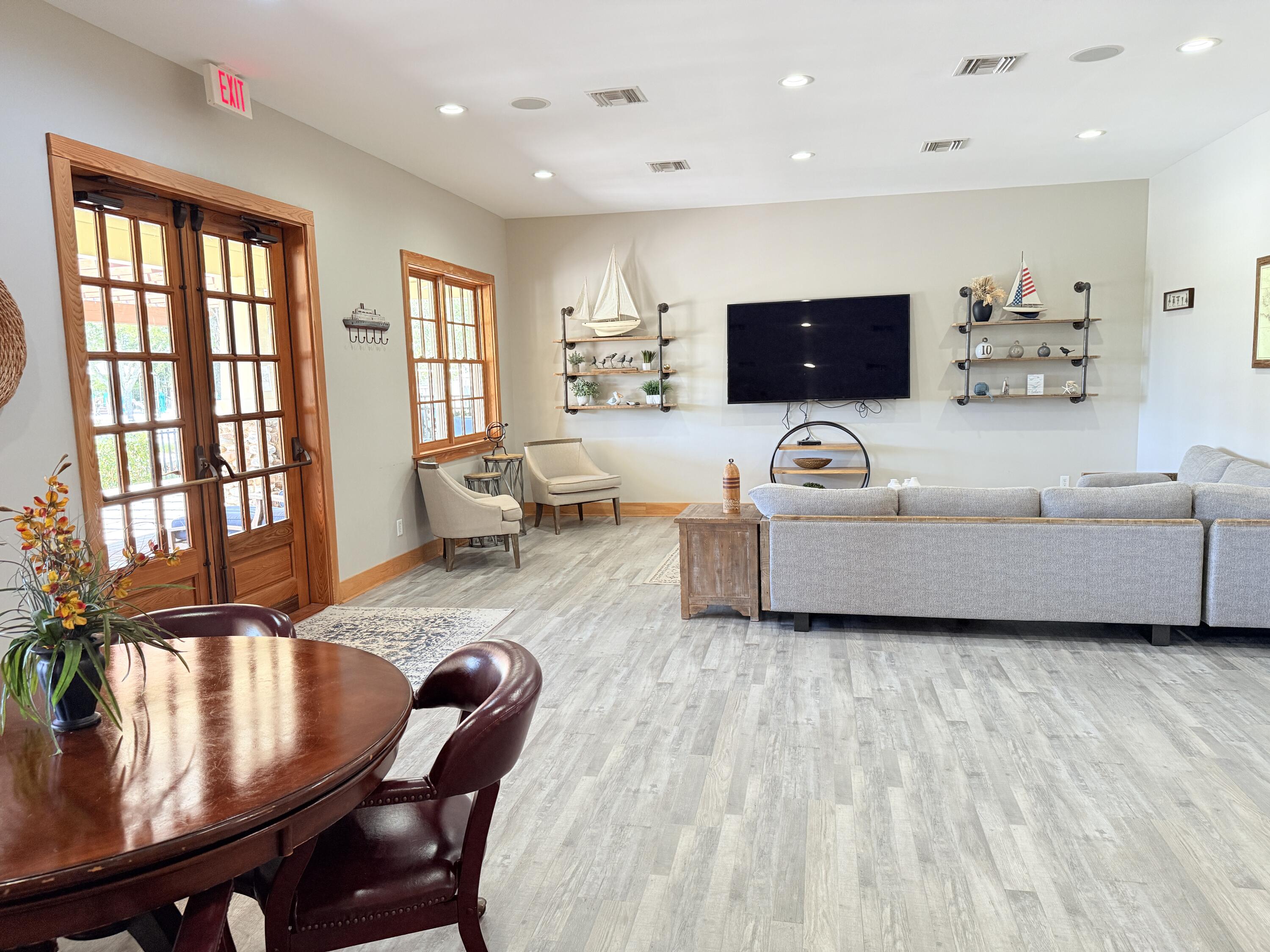 PASSAGES AT HAMMOCK BAY - Residential