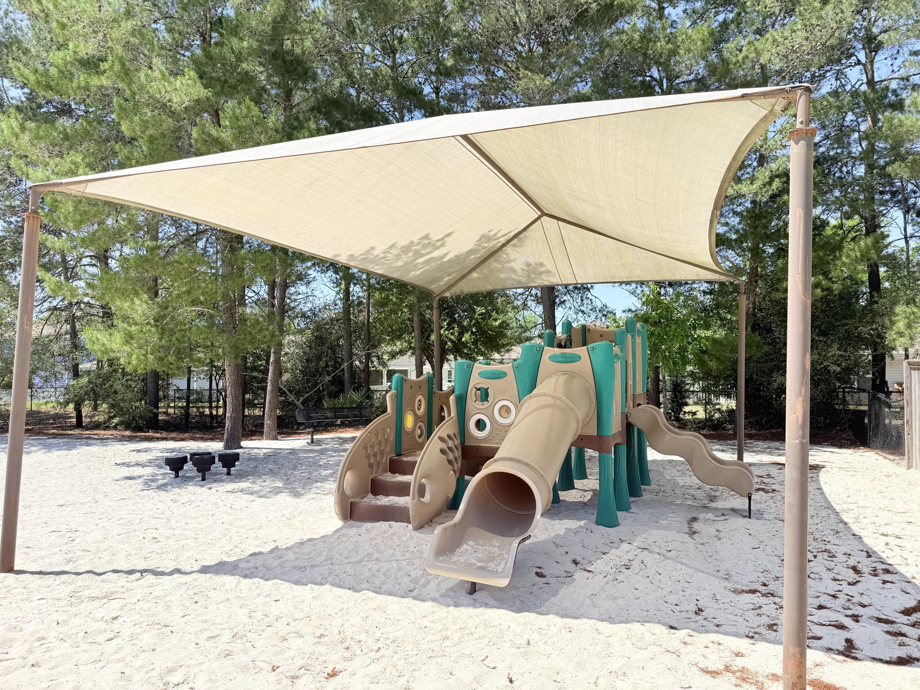 PASSAGES AT HAMMOCK BAY - Residential