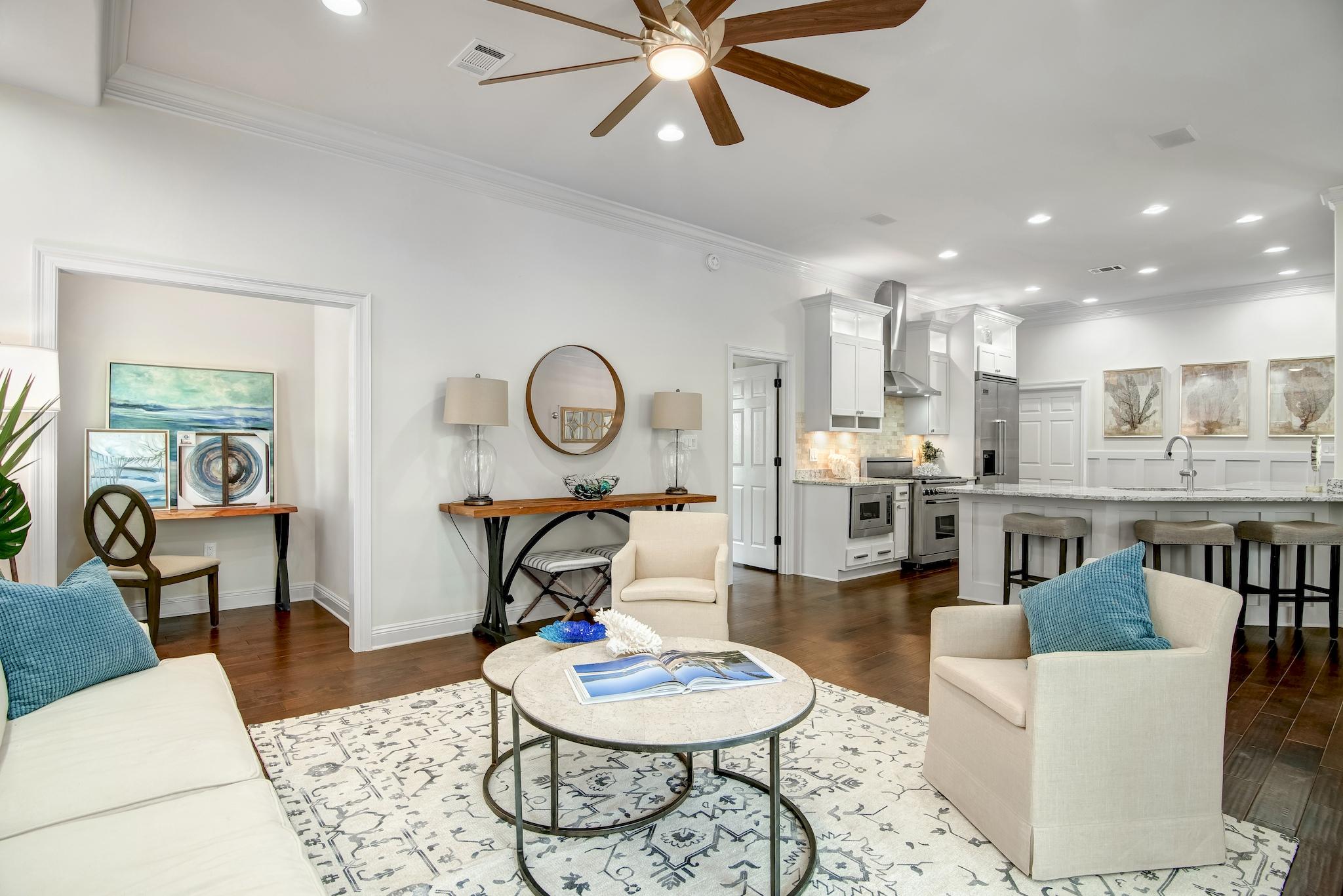 EMERALD LAKES PH 1 - Residential