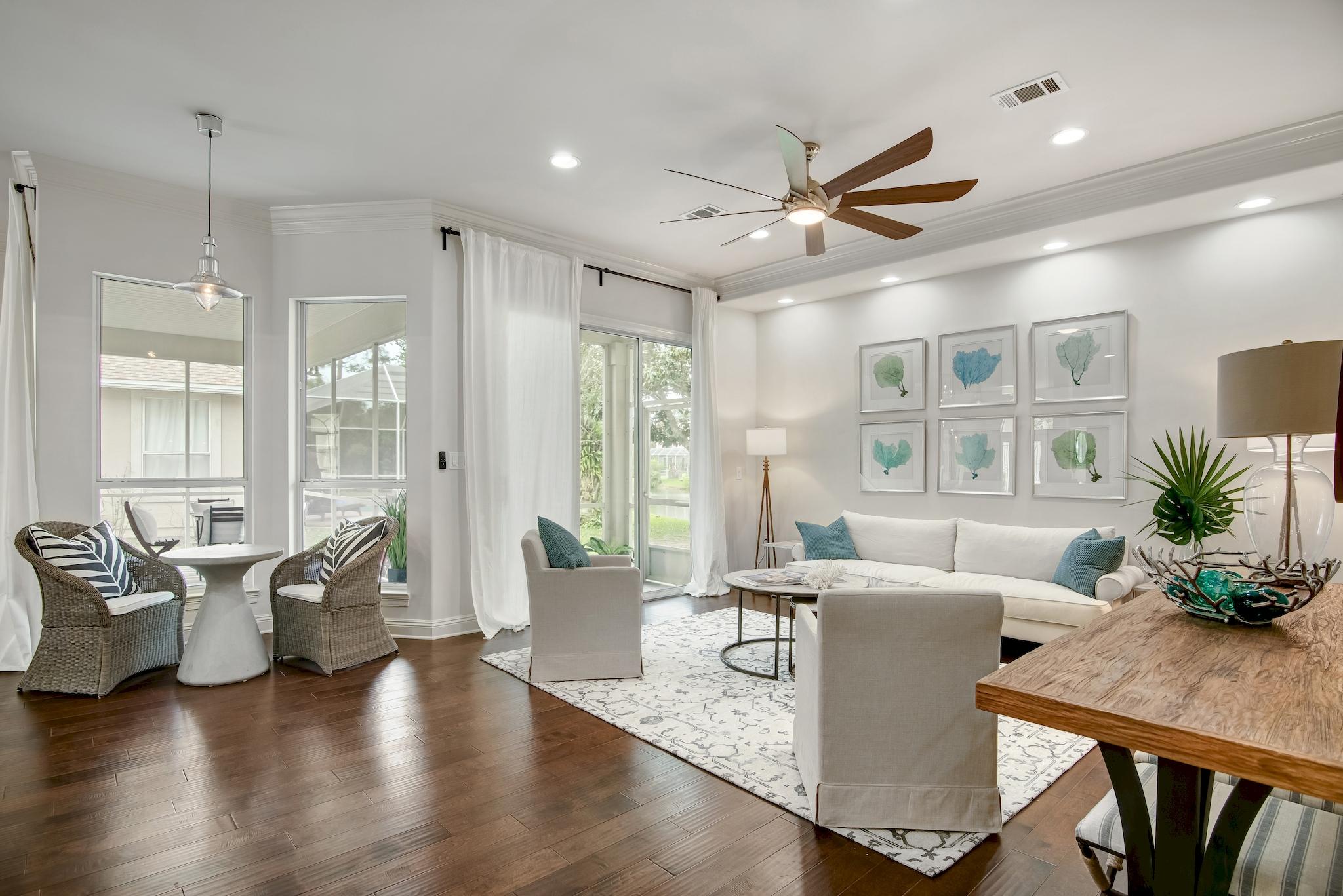 EMERALD LAKES PH 1 - Residential