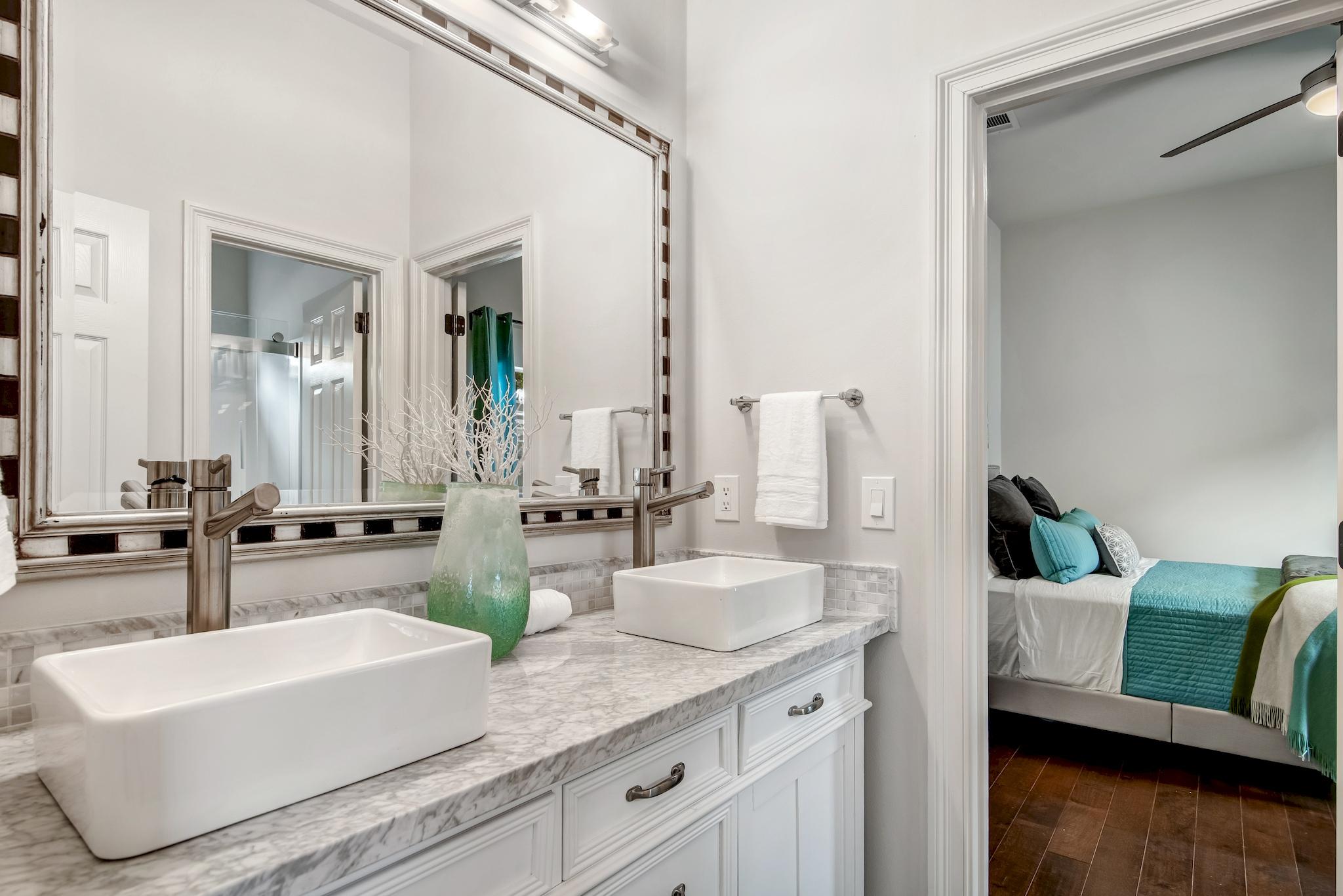 EMERALD LAKES PH 1 - Residential