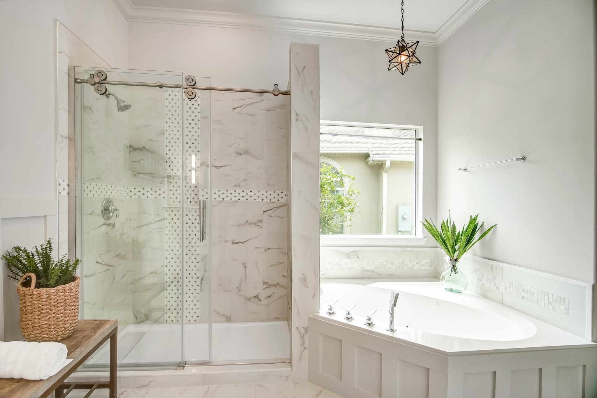 EMERALD LAKES PH 1 - Residential