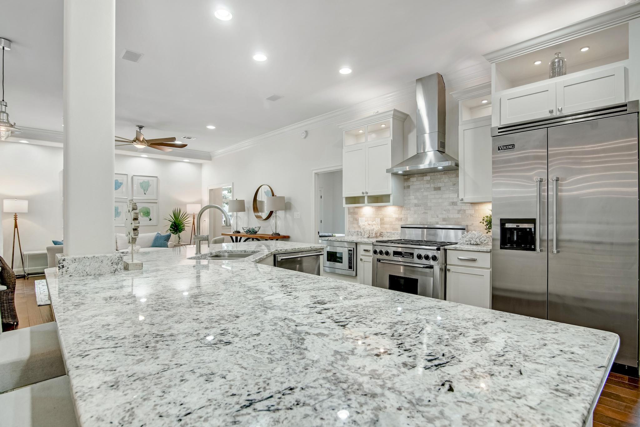 EMERALD LAKES PH 1 - Residential