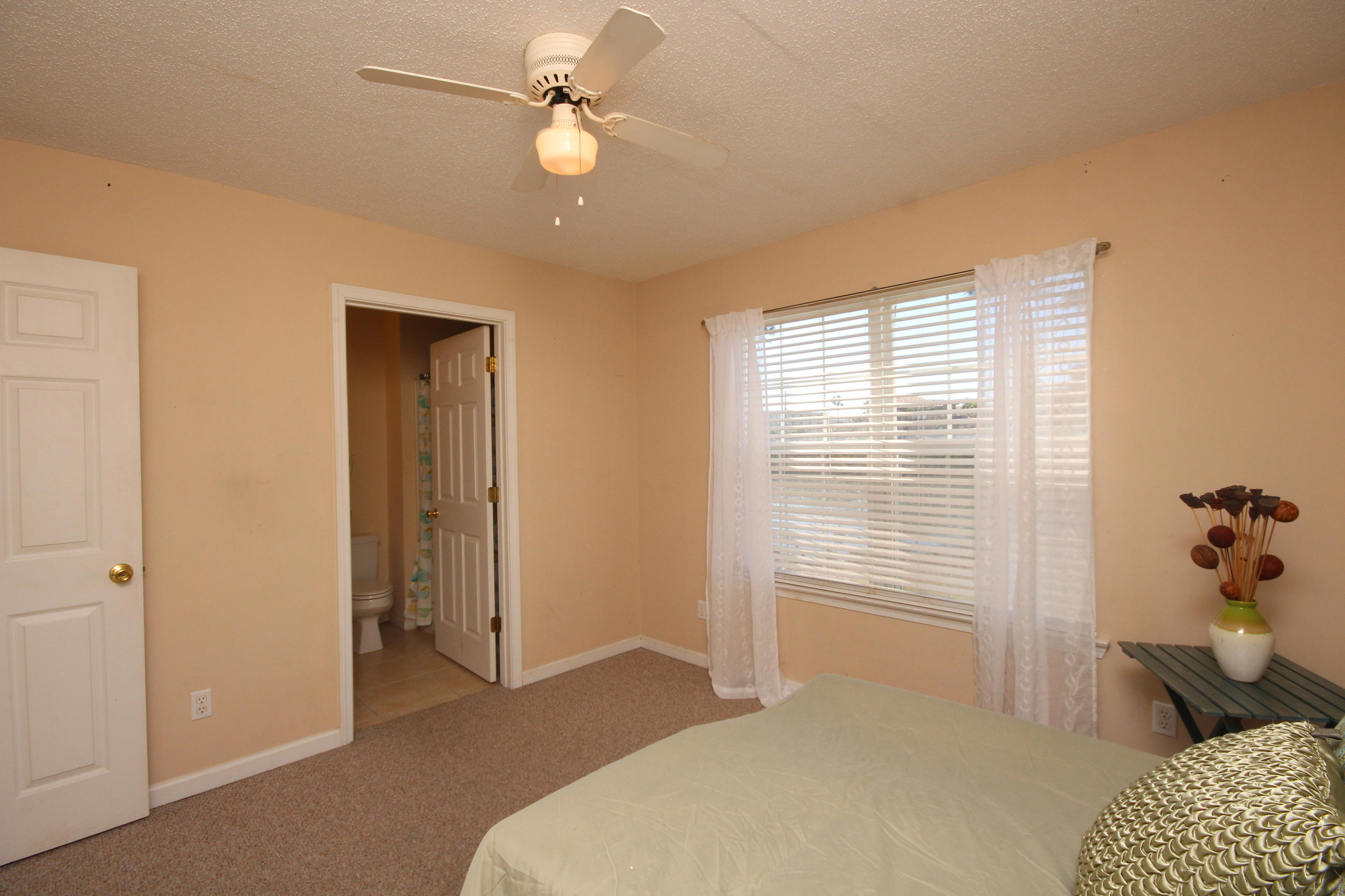 SUMMERLAKE T/H - Residential