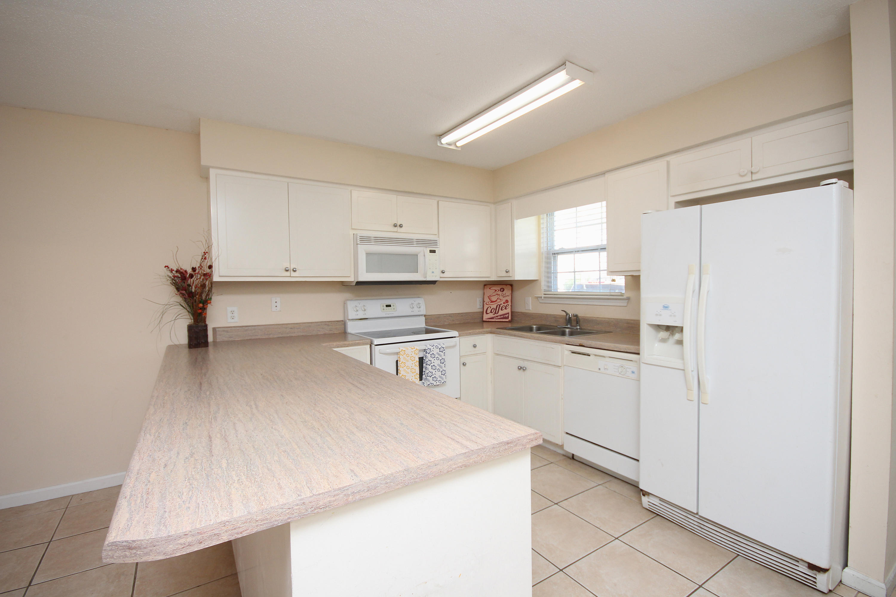 SUMMERLAKE T/H - Residential