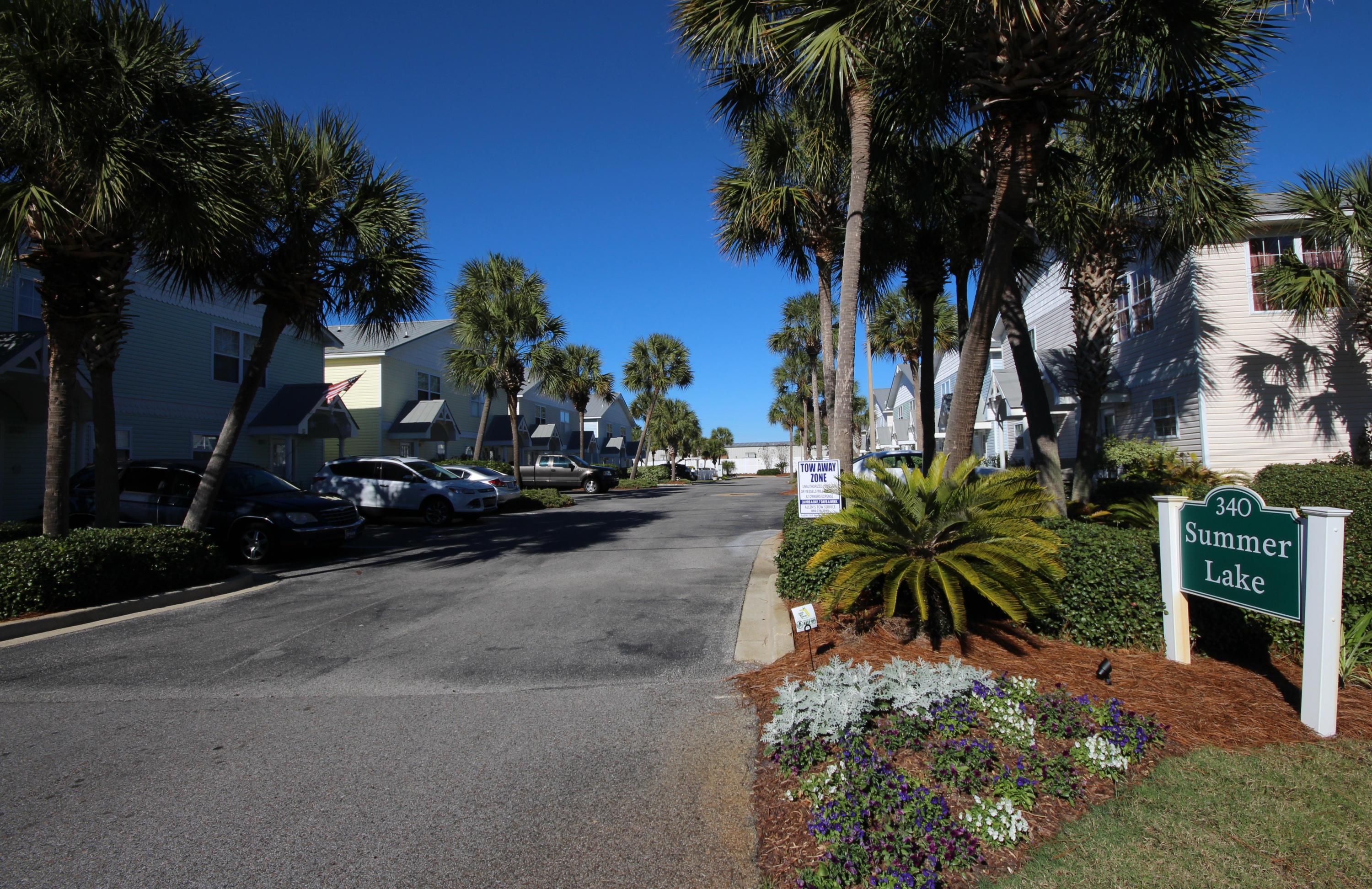 SUMMERLAKE T/H - Residential