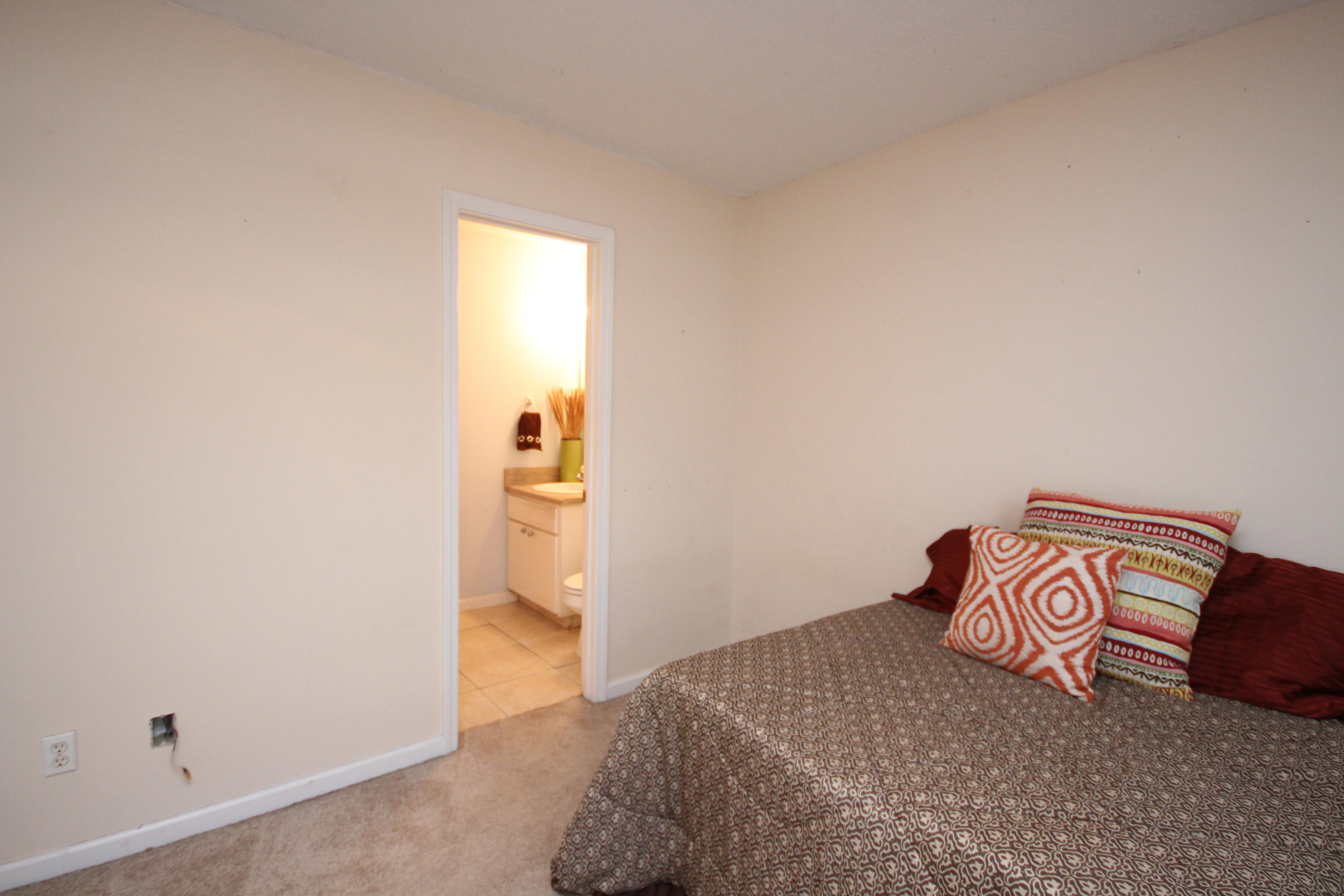 SUMMERLAKE T/H - Residential