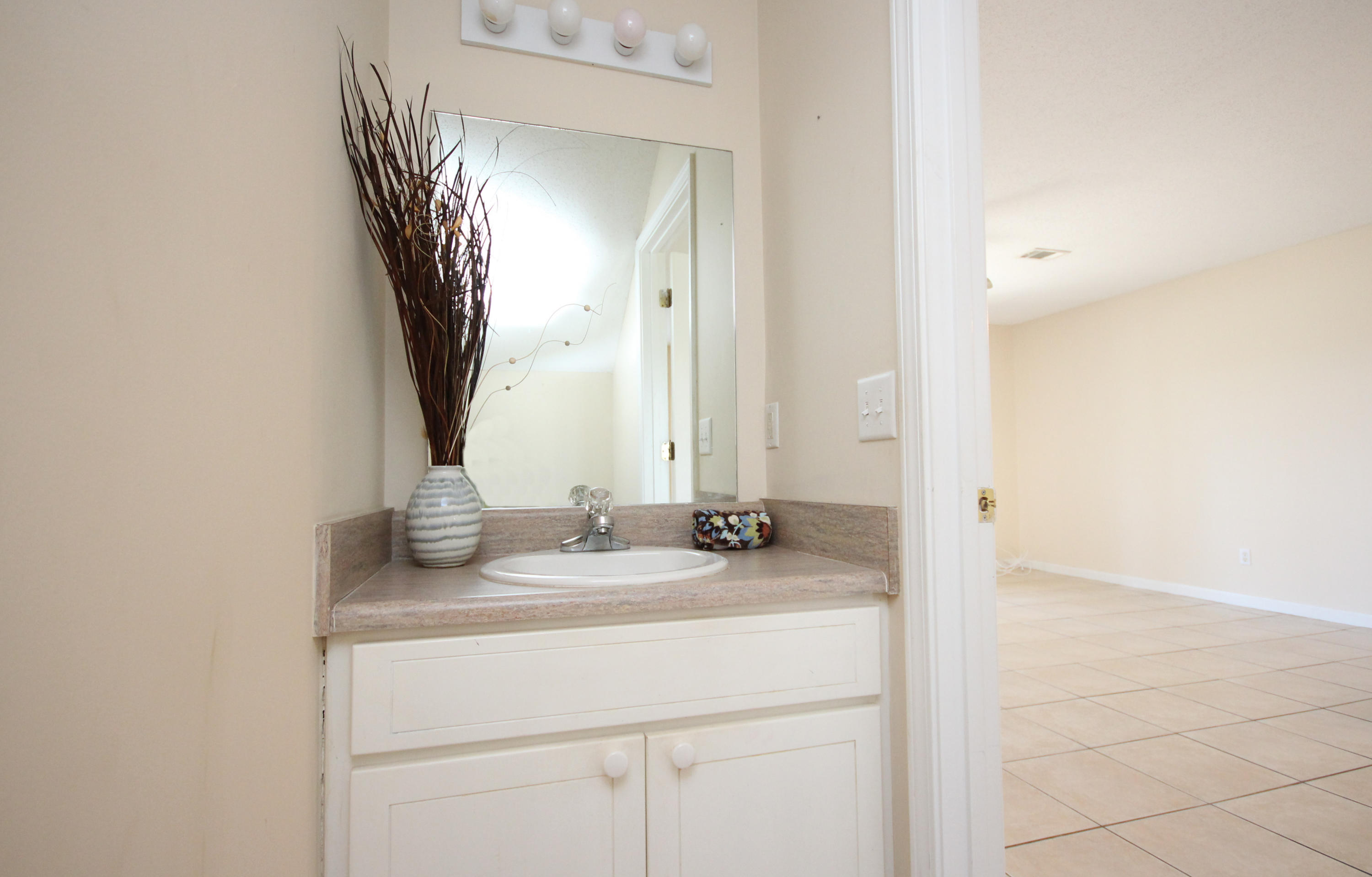 SUMMERLAKE T/H - Residential