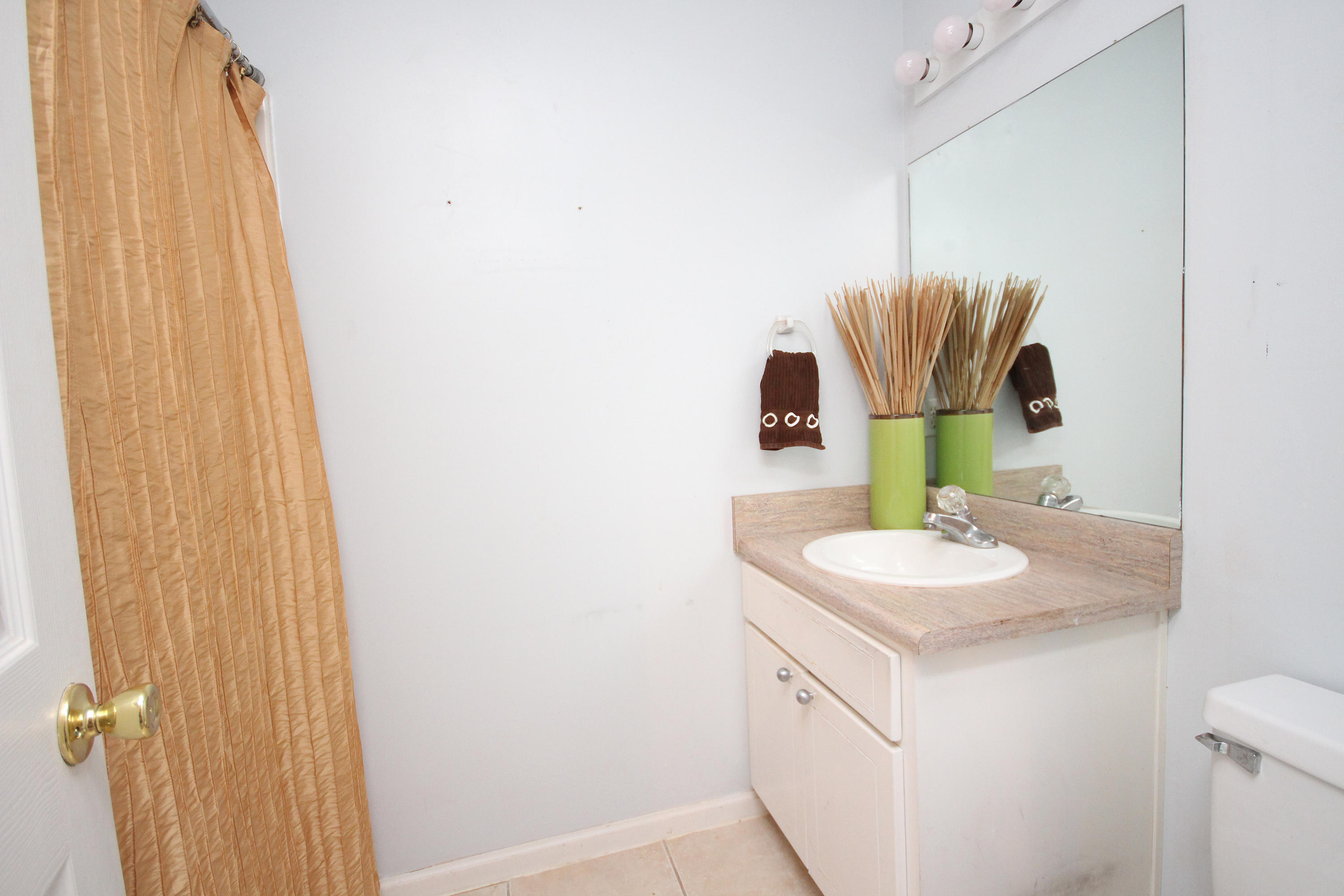 SUMMERLAKE T/H - Residential