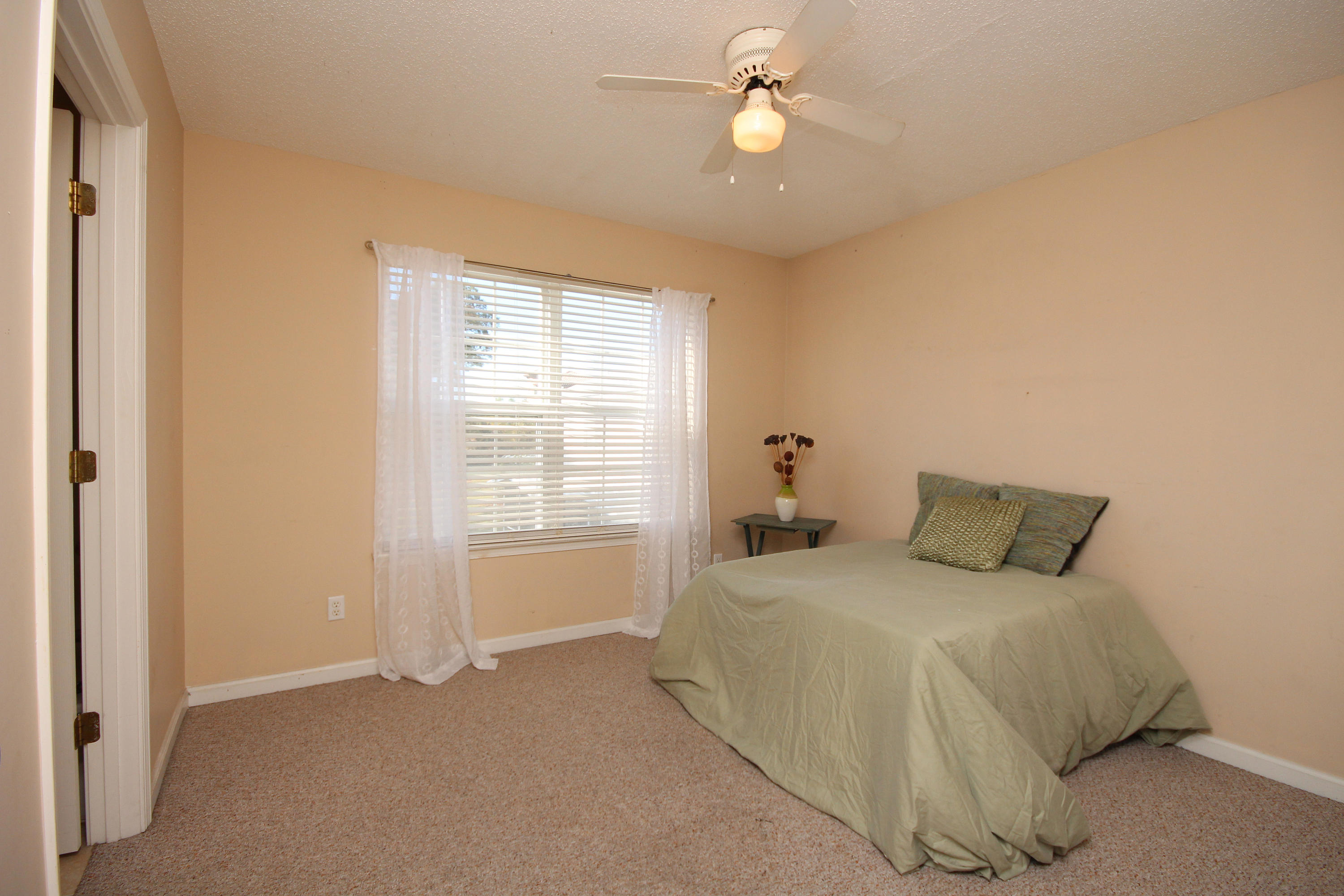 SUMMERLAKE T/H - Residential