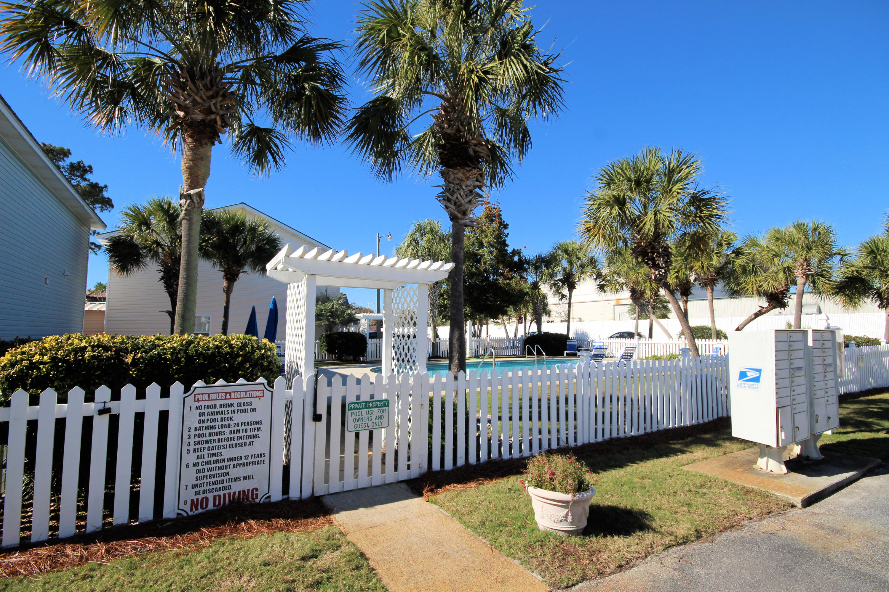 SUMMERLAKE T/H - Residential