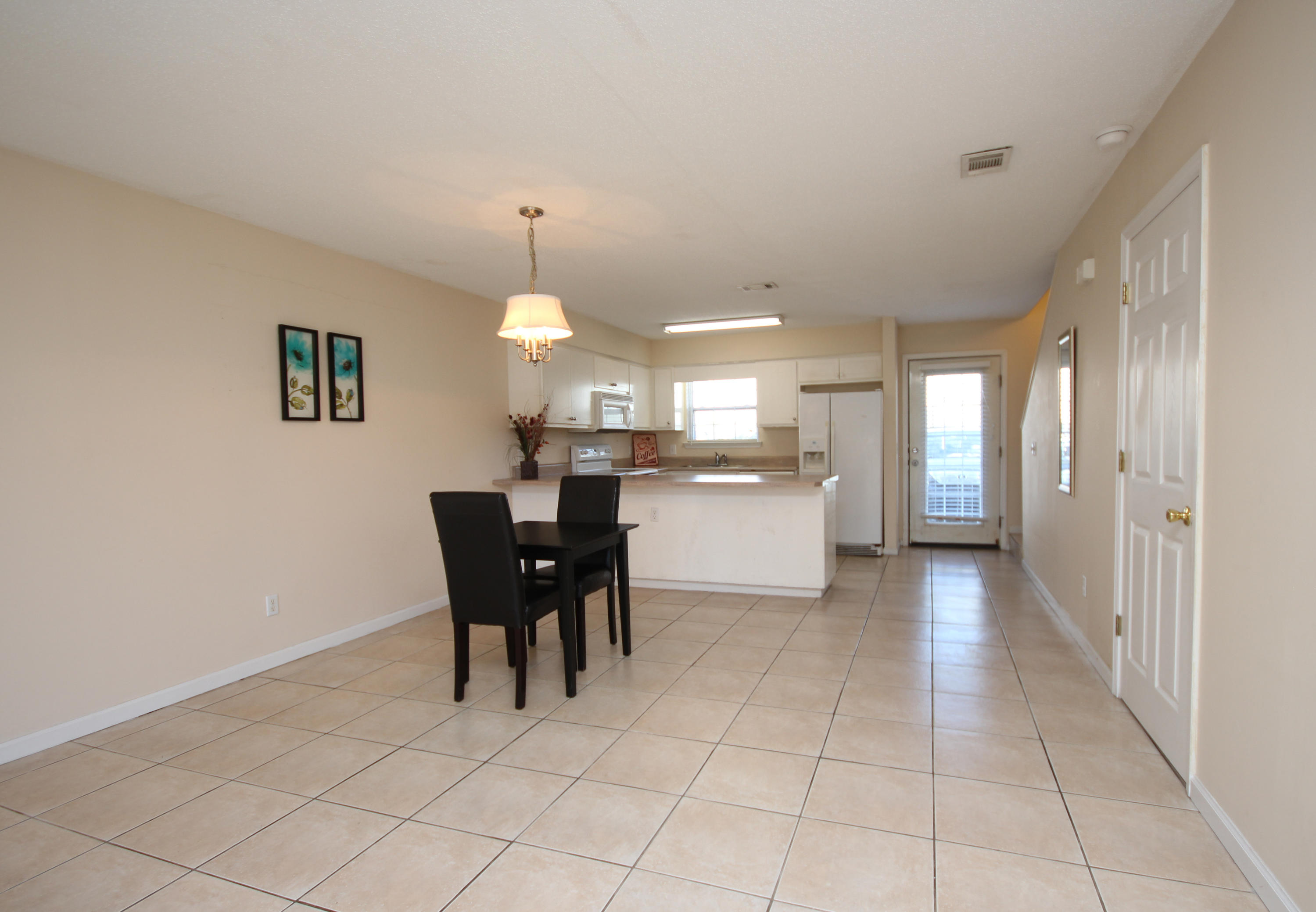 SUMMERLAKE T/H - Residential