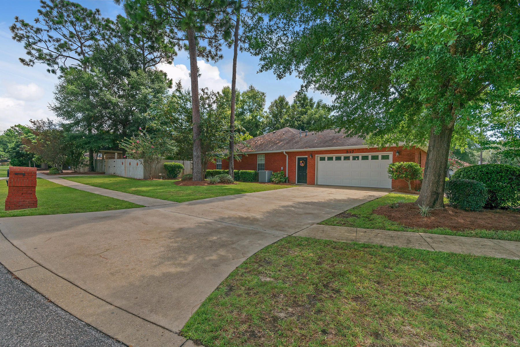 ROCKY BAYOU ESTATES 12A - Residential