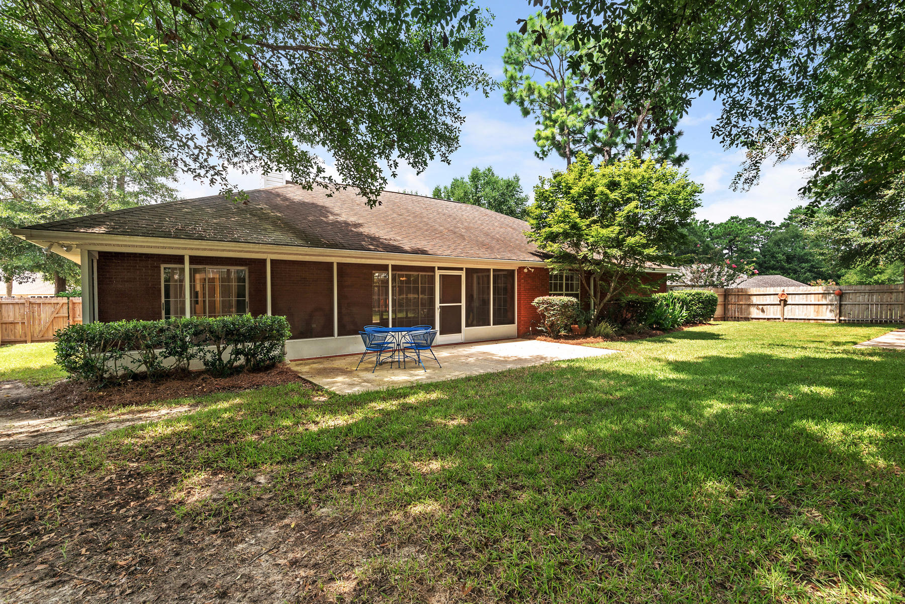 ROCKY BAYOU ESTATES 12A - Residential