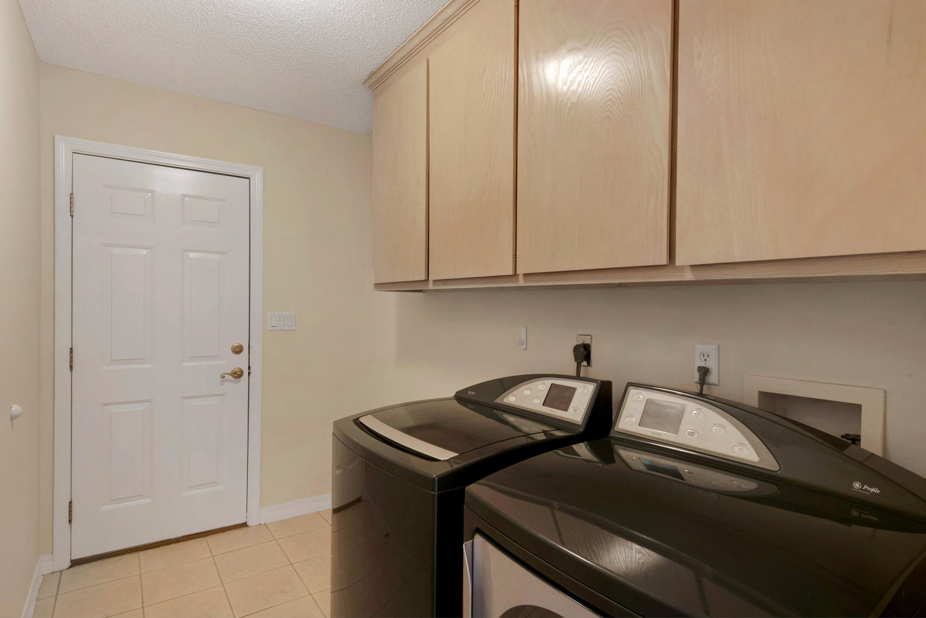 ROCKY BAYOU ESTATES 12A - Residential