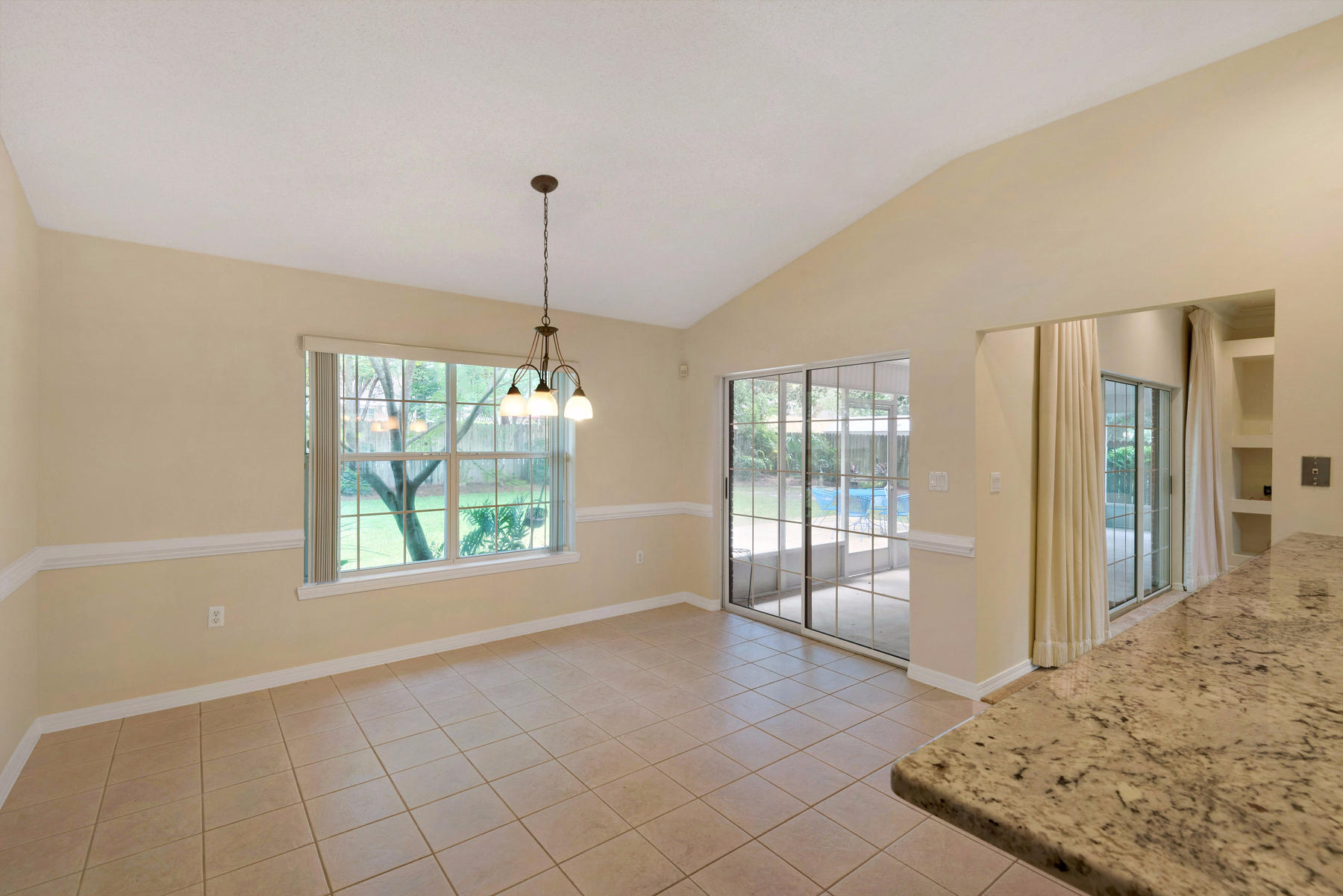 ROCKY BAYOU ESTATES 12A - Residential