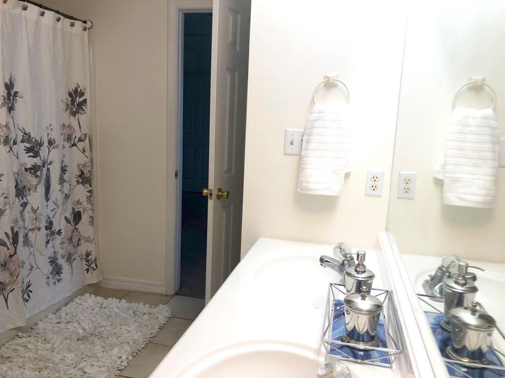 OAK PARK ESTATES - Residential