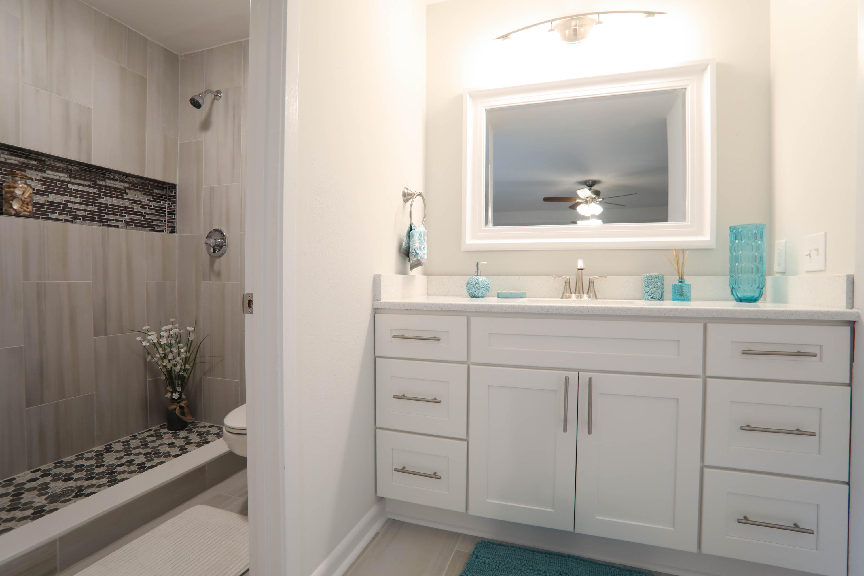 EDGEWATER VILLAGE NORTH - Residential