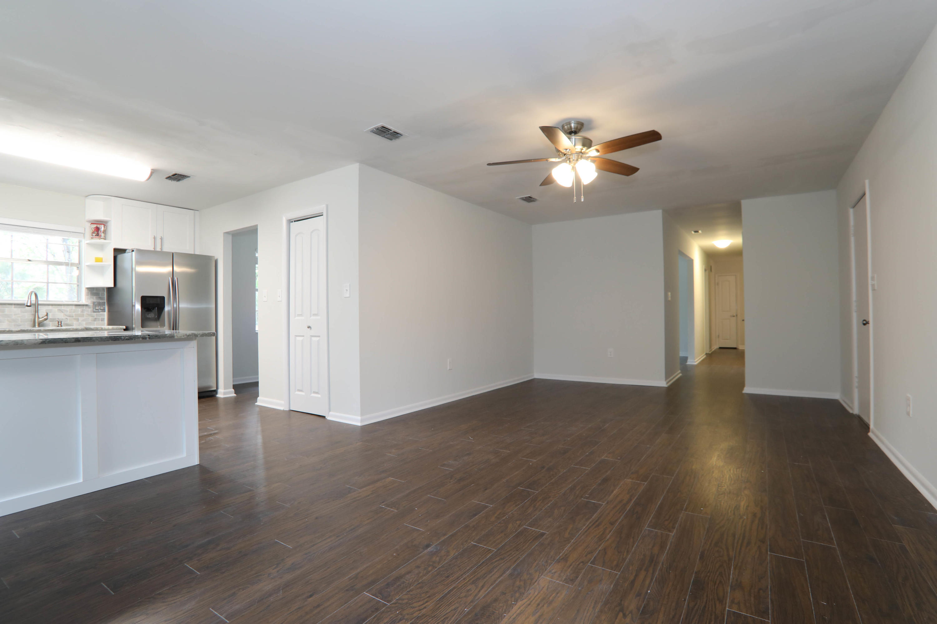 EDGEWATER VILLAGE NORTH - Residential