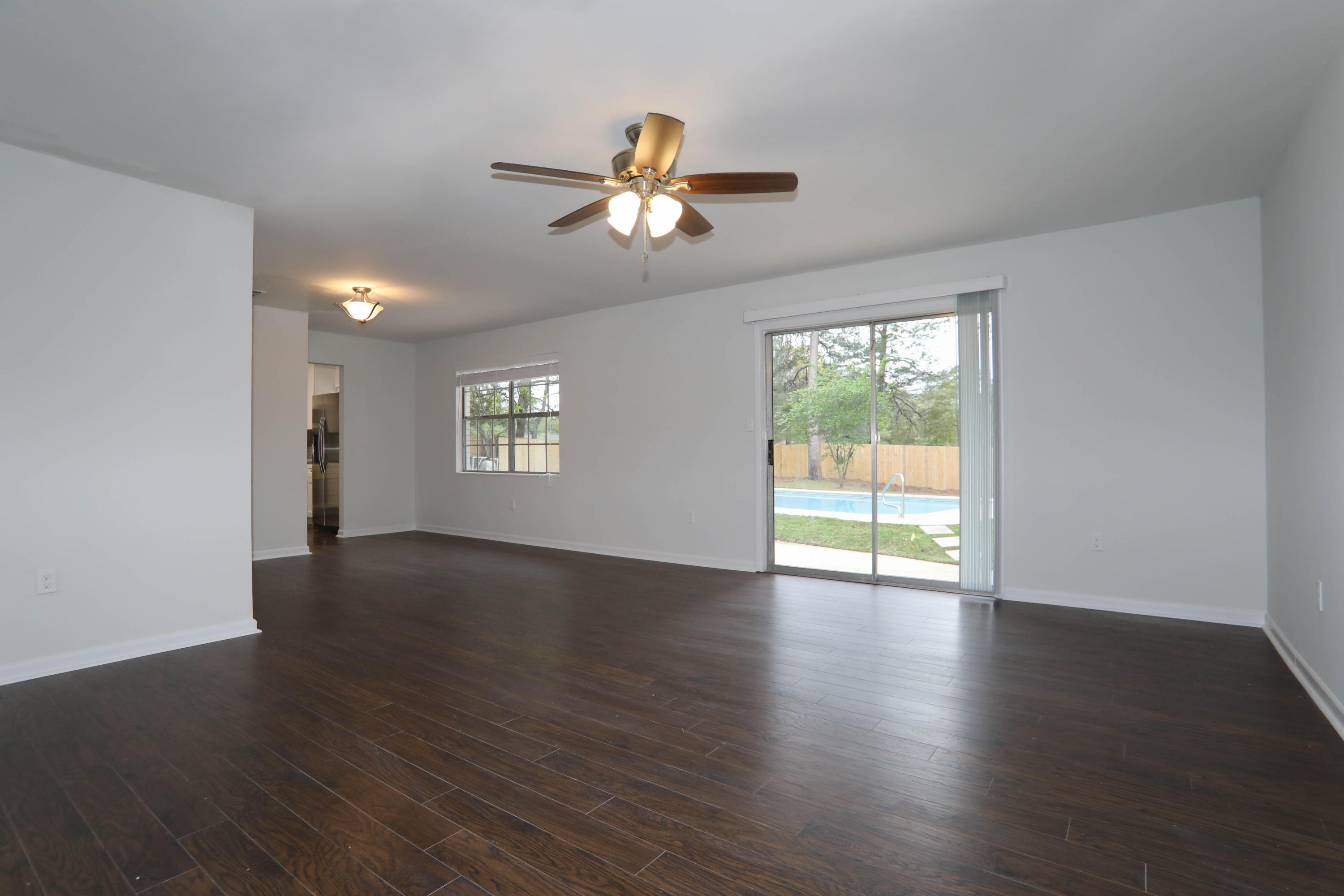 EDGEWATER VILLAGE NORTH - Residential