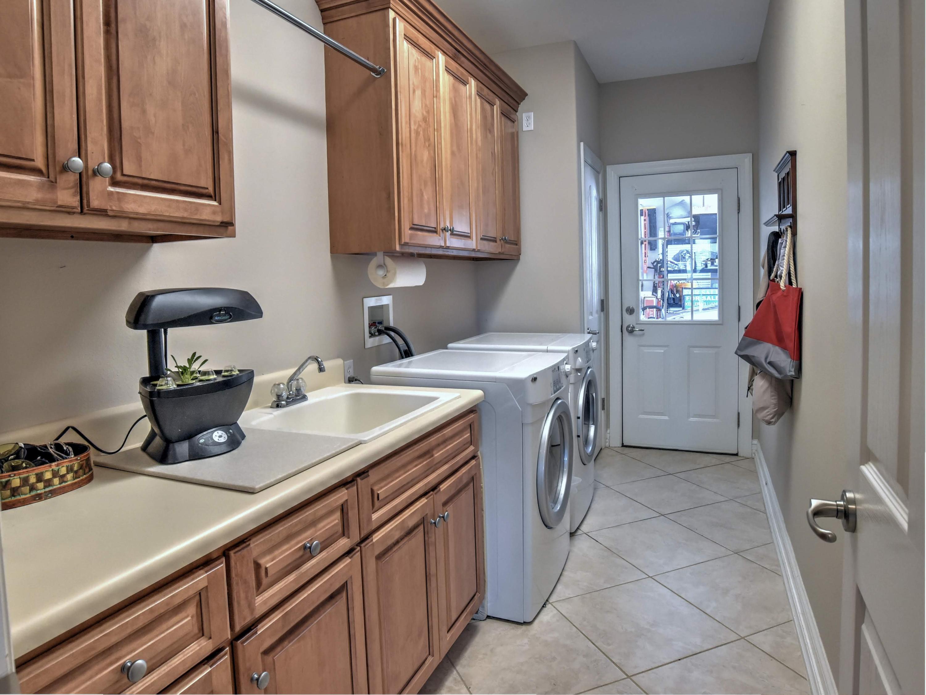 WINDSWEPT ESTATES - Residential