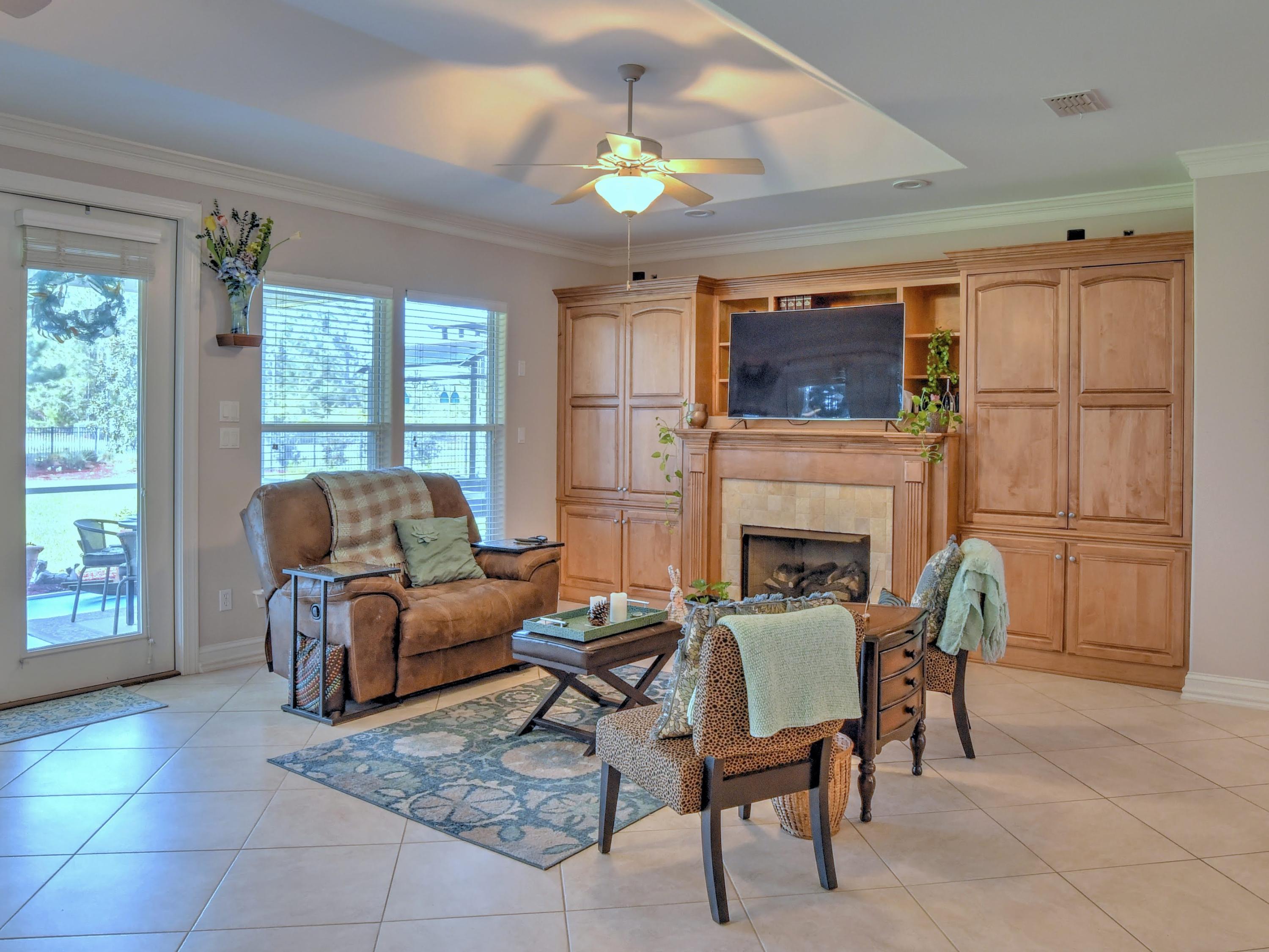 WINDSWEPT ESTATES - Residential