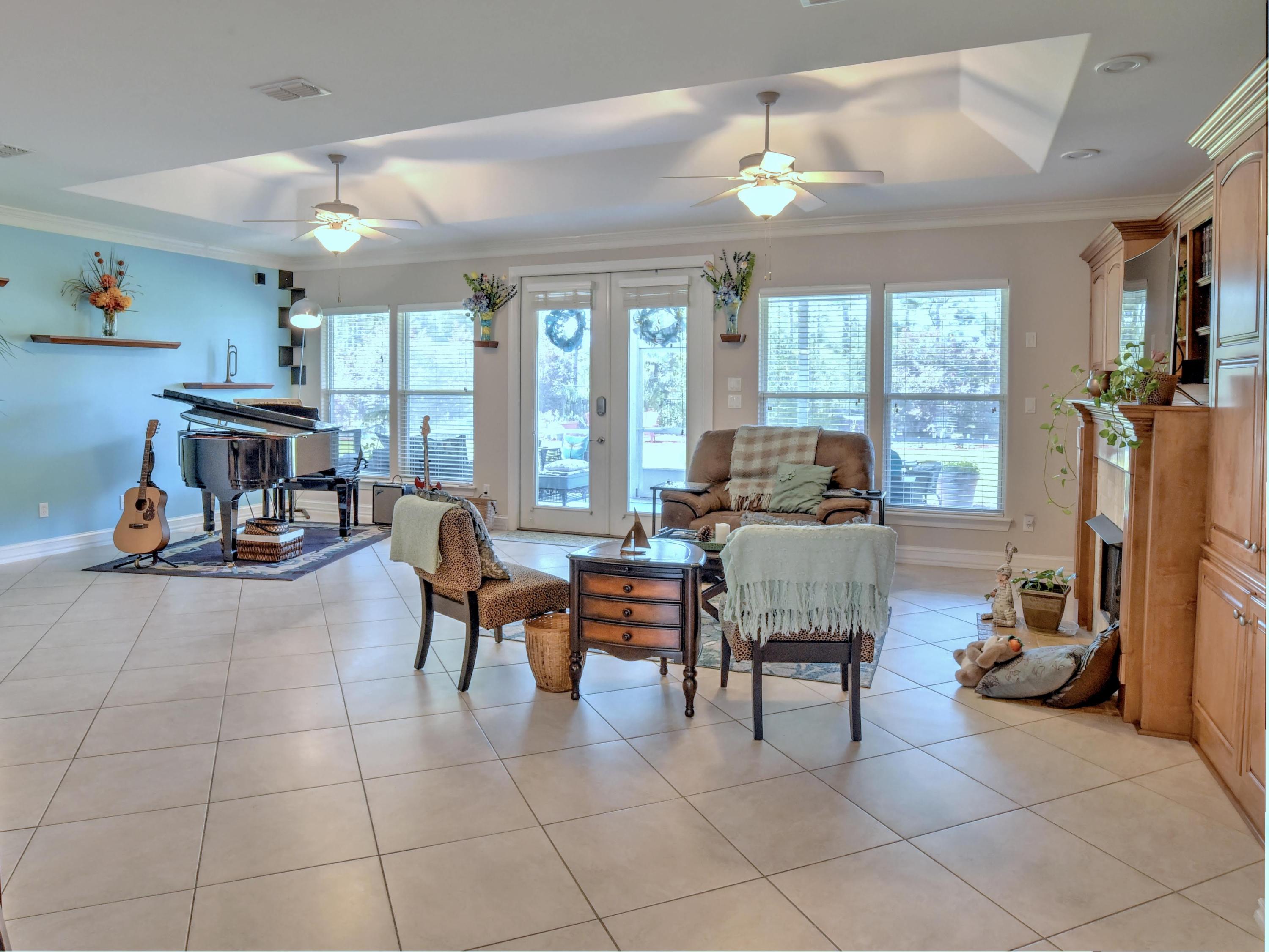 WINDSWEPT ESTATES - Residential