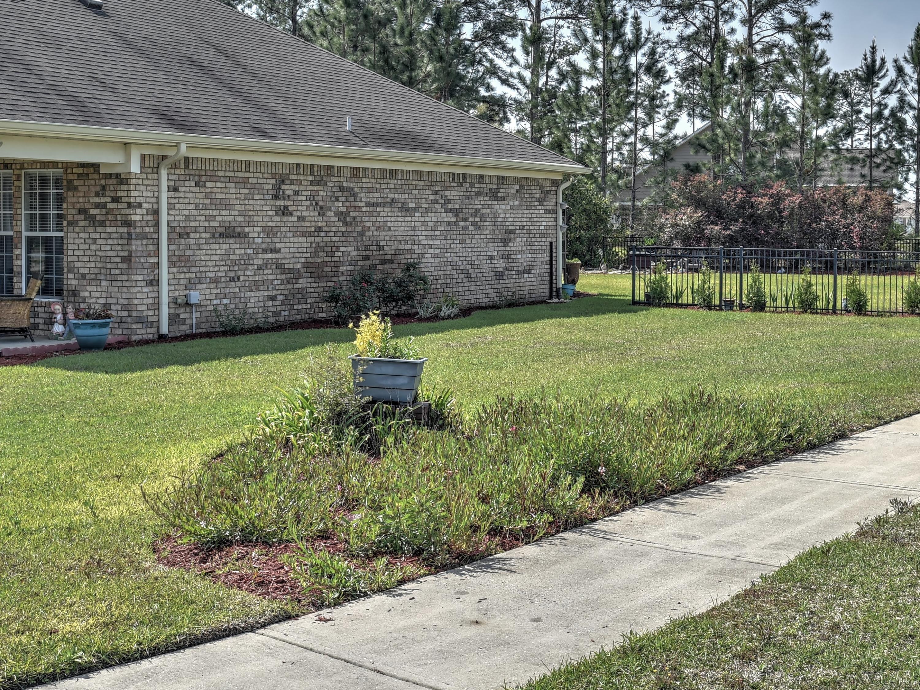 WINDSWEPT ESTATES - Residential