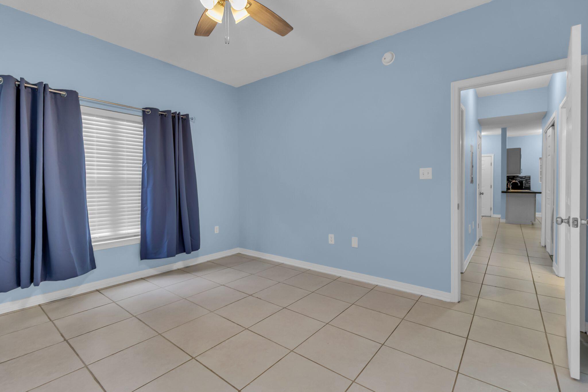 THE OAKS AT NICEVILLE - Residential Lease