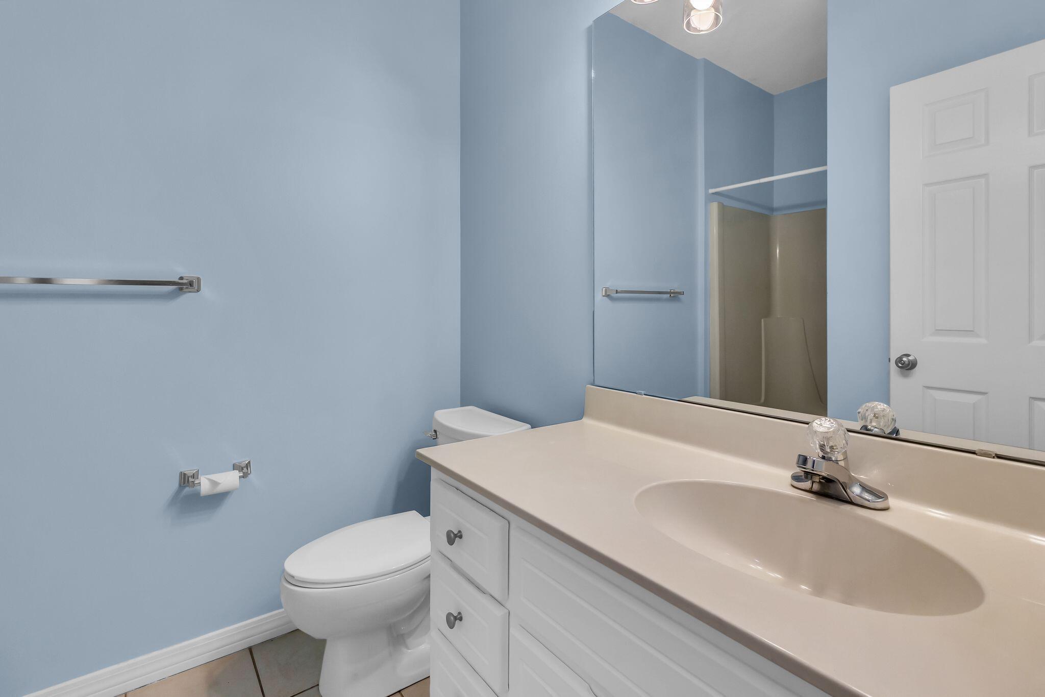 THE OAKS AT NICEVILLE - Residential Lease