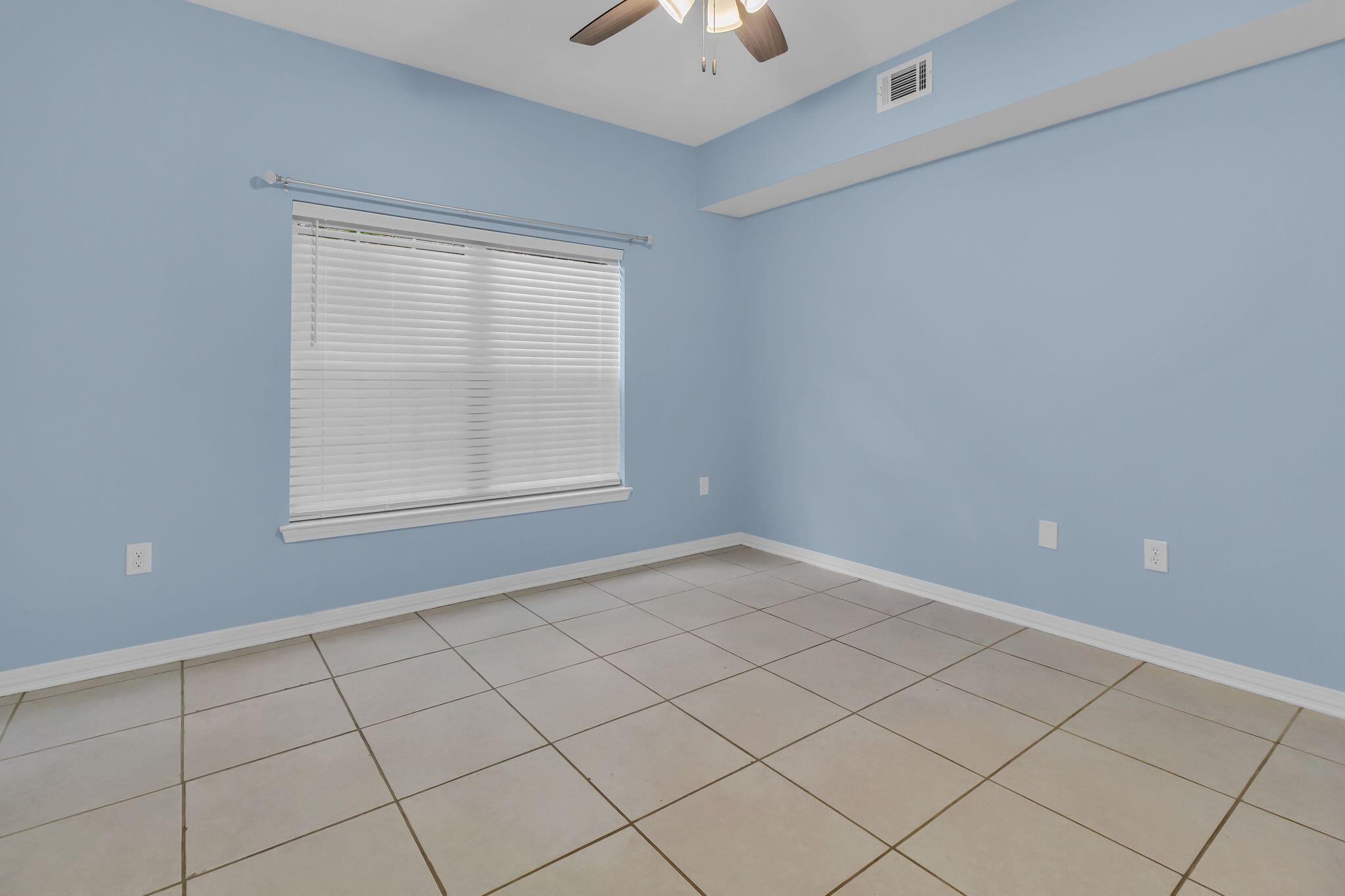 THE OAKS AT NICEVILLE - Residential Lease