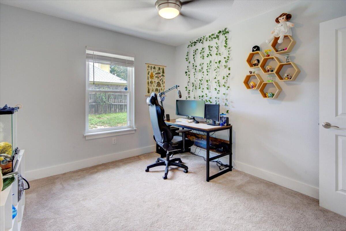 CASTELAR - Residential