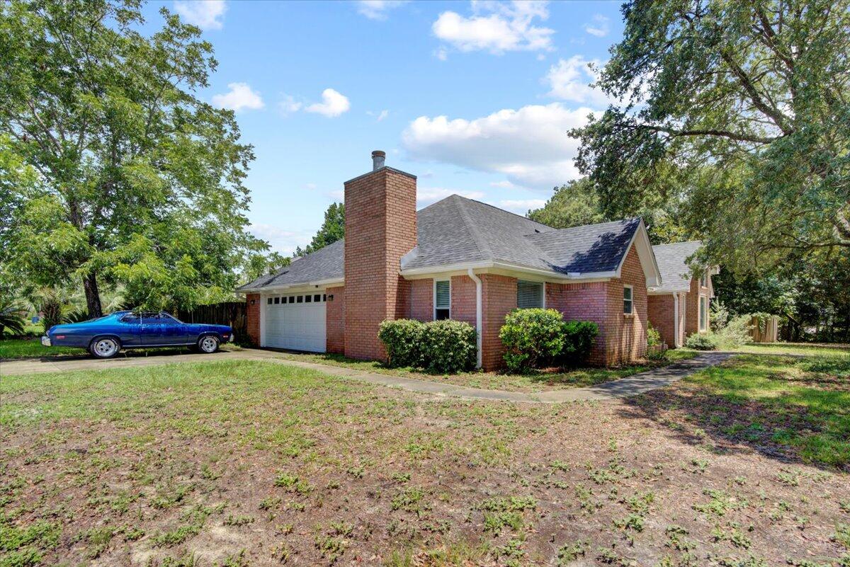 CASTELAR - Residential