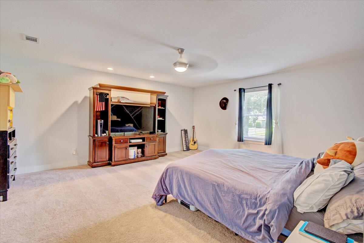 CASTELAR - Residential