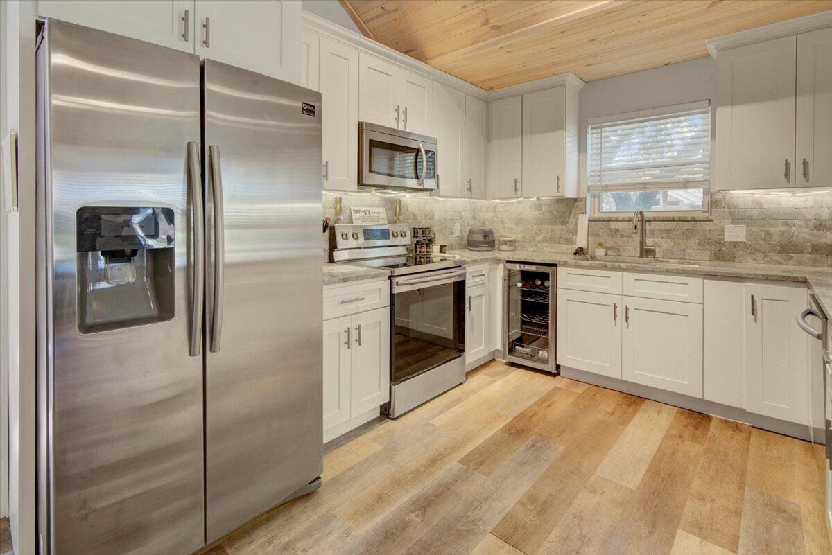 CASTELAR - Residential