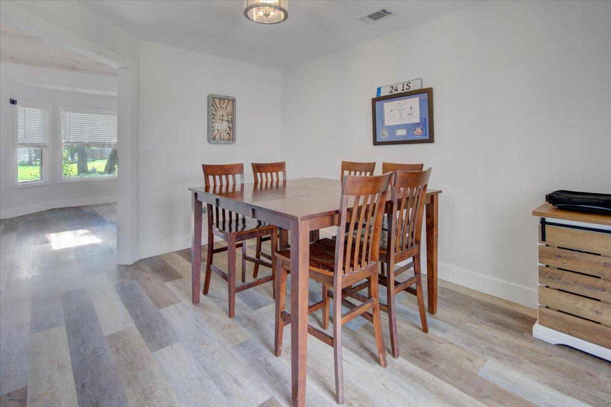 CASTELAR - Residential