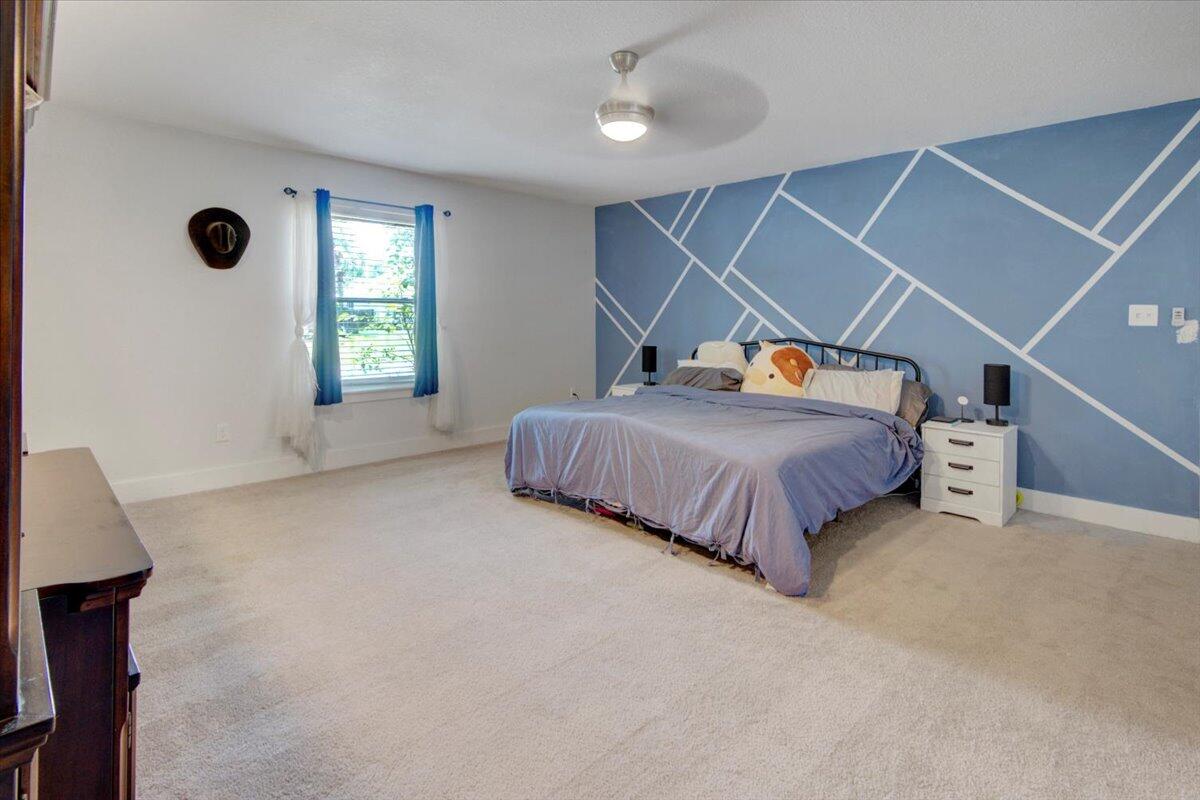 CASTELAR - Residential