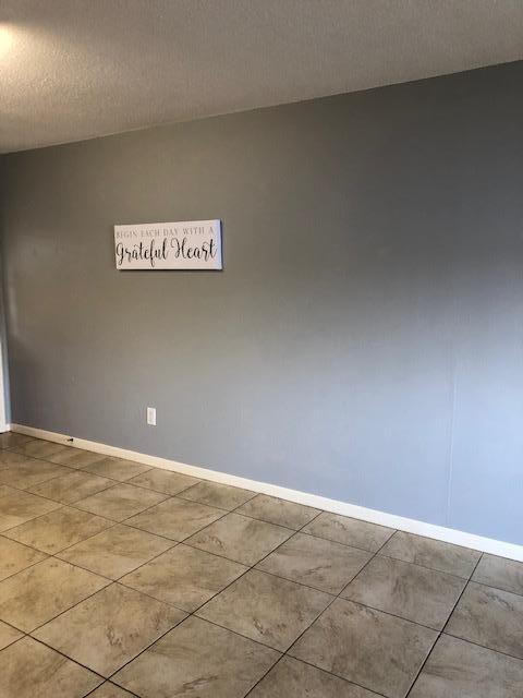 WATERWAY CONDO - Residential