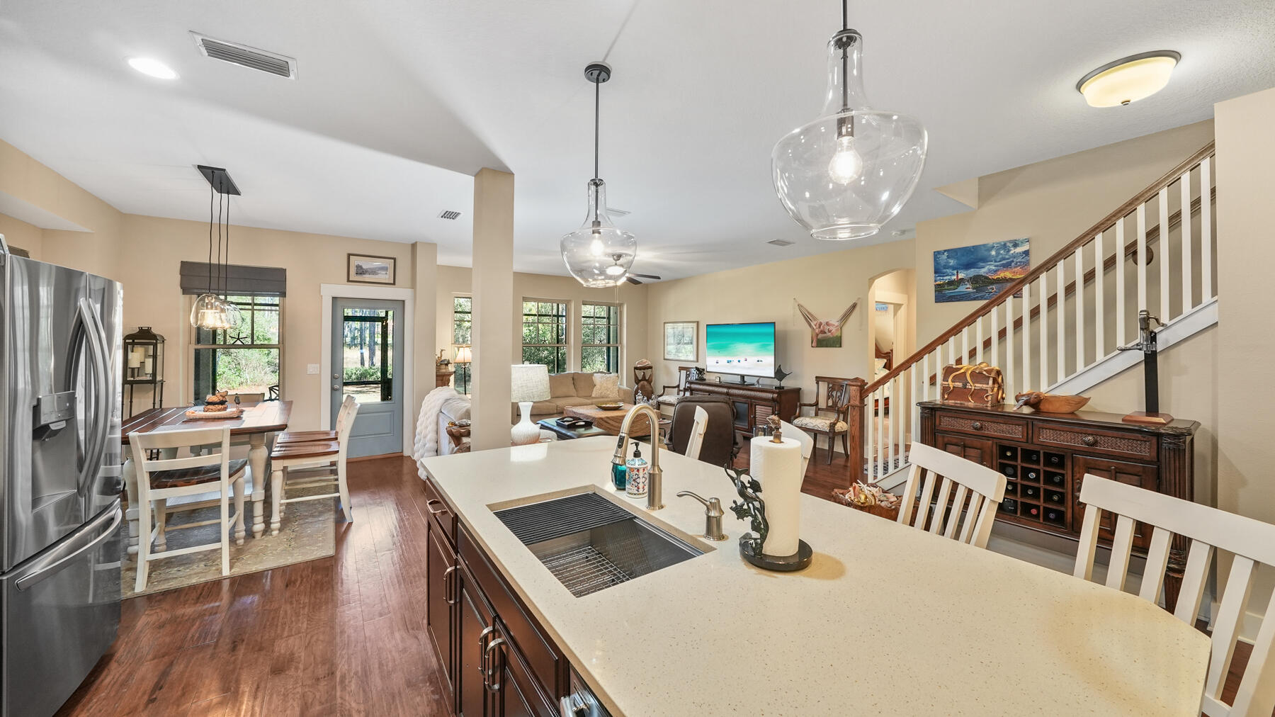 WILD HERON - Residential