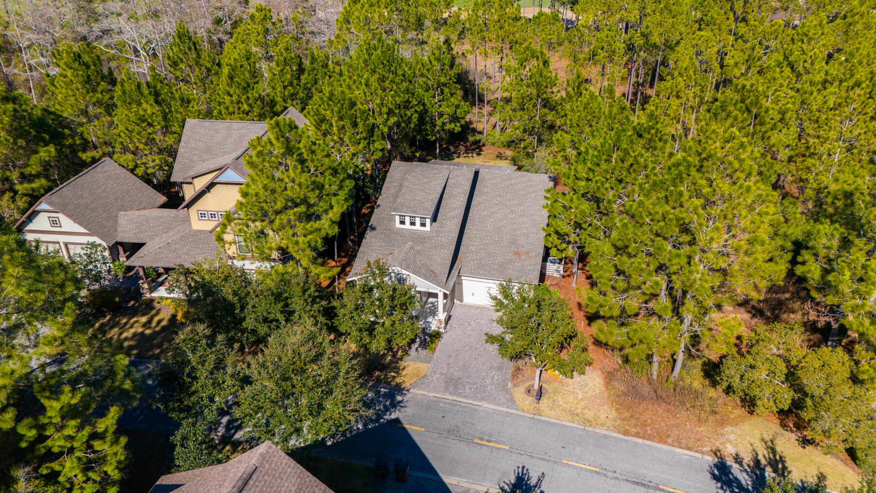 WILD HERON - Residential