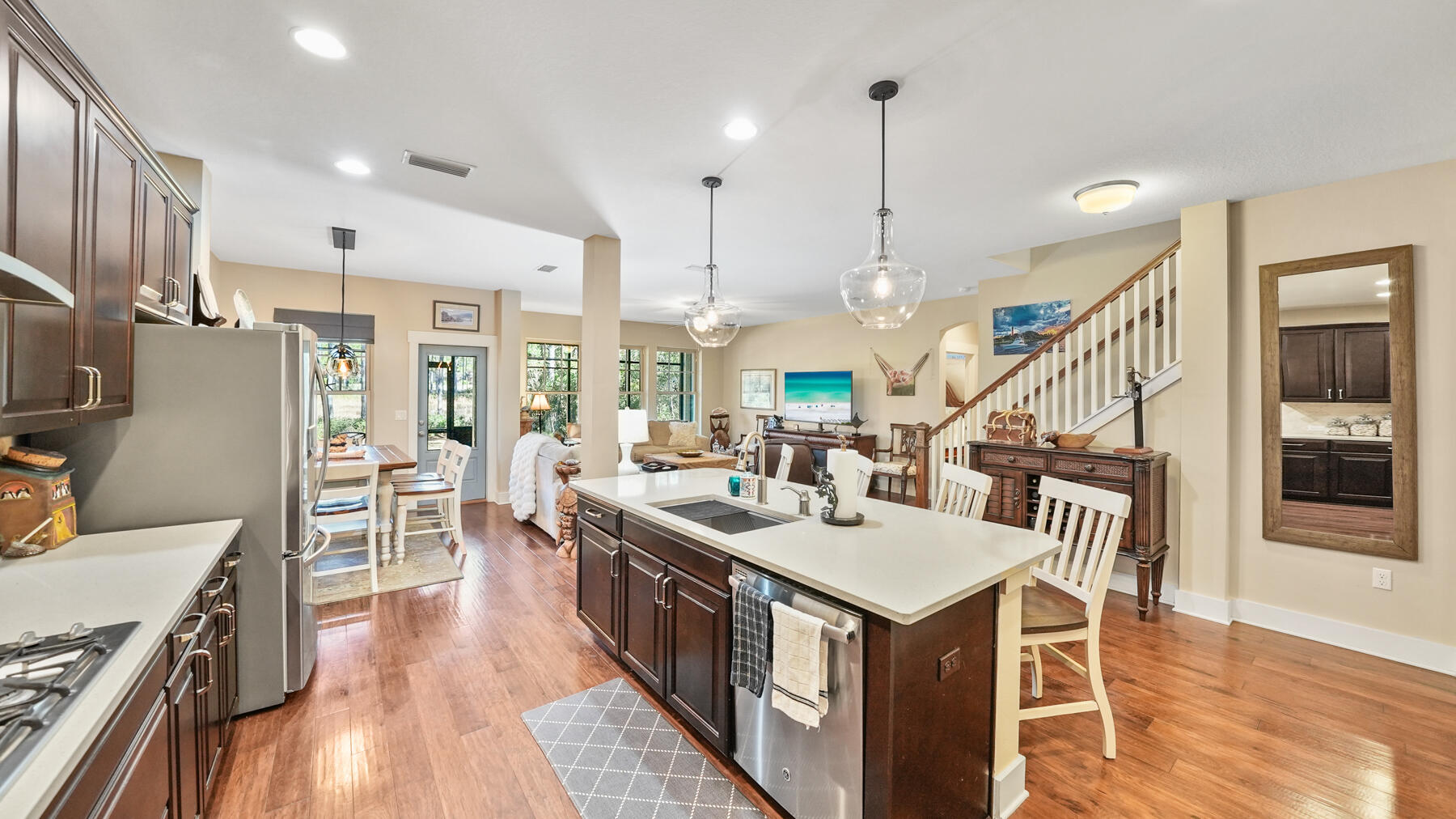 WILD HERON - Residential