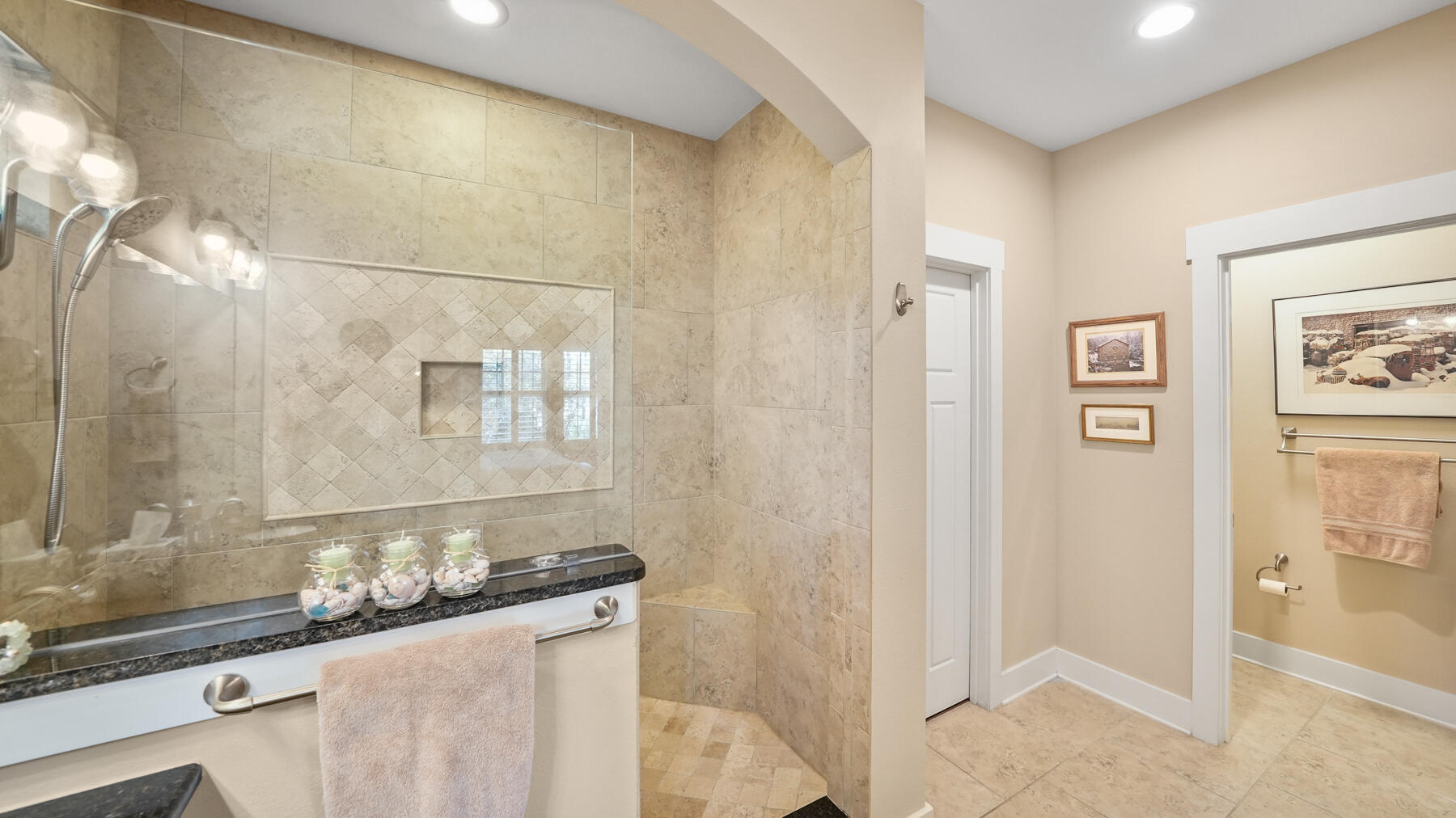 WILD HERON - Residential