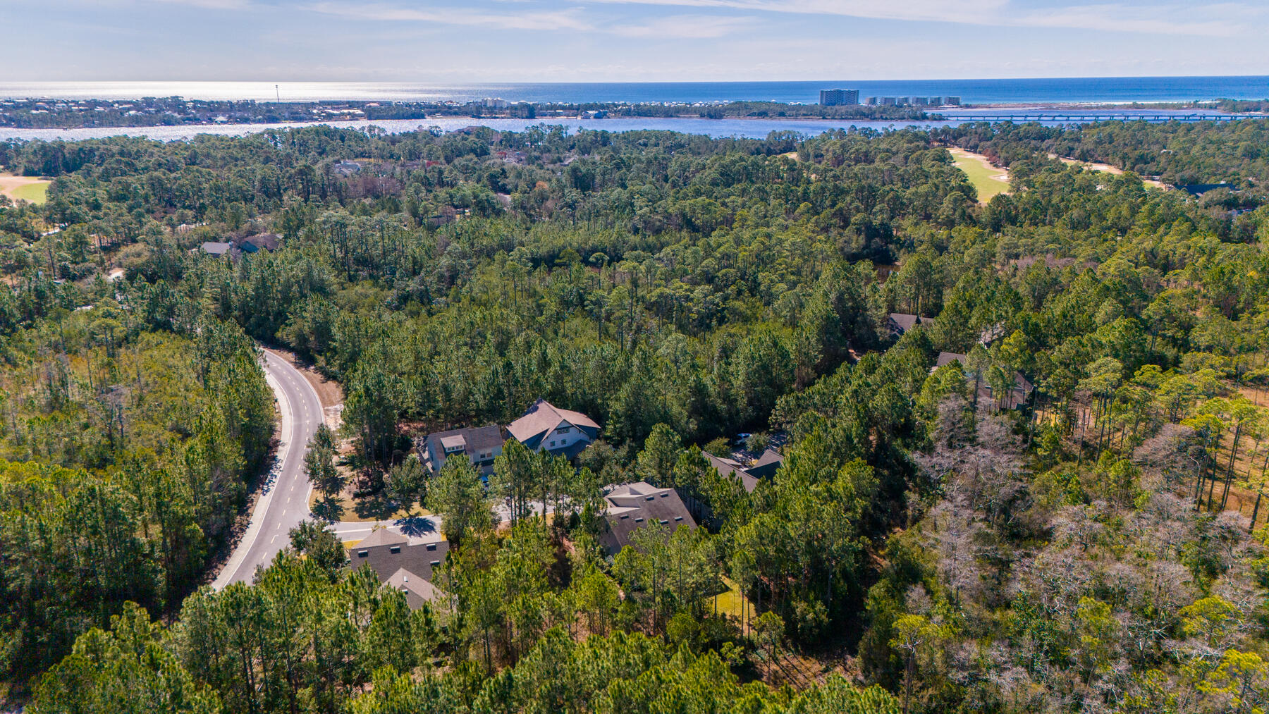 WILD HERON - Residential