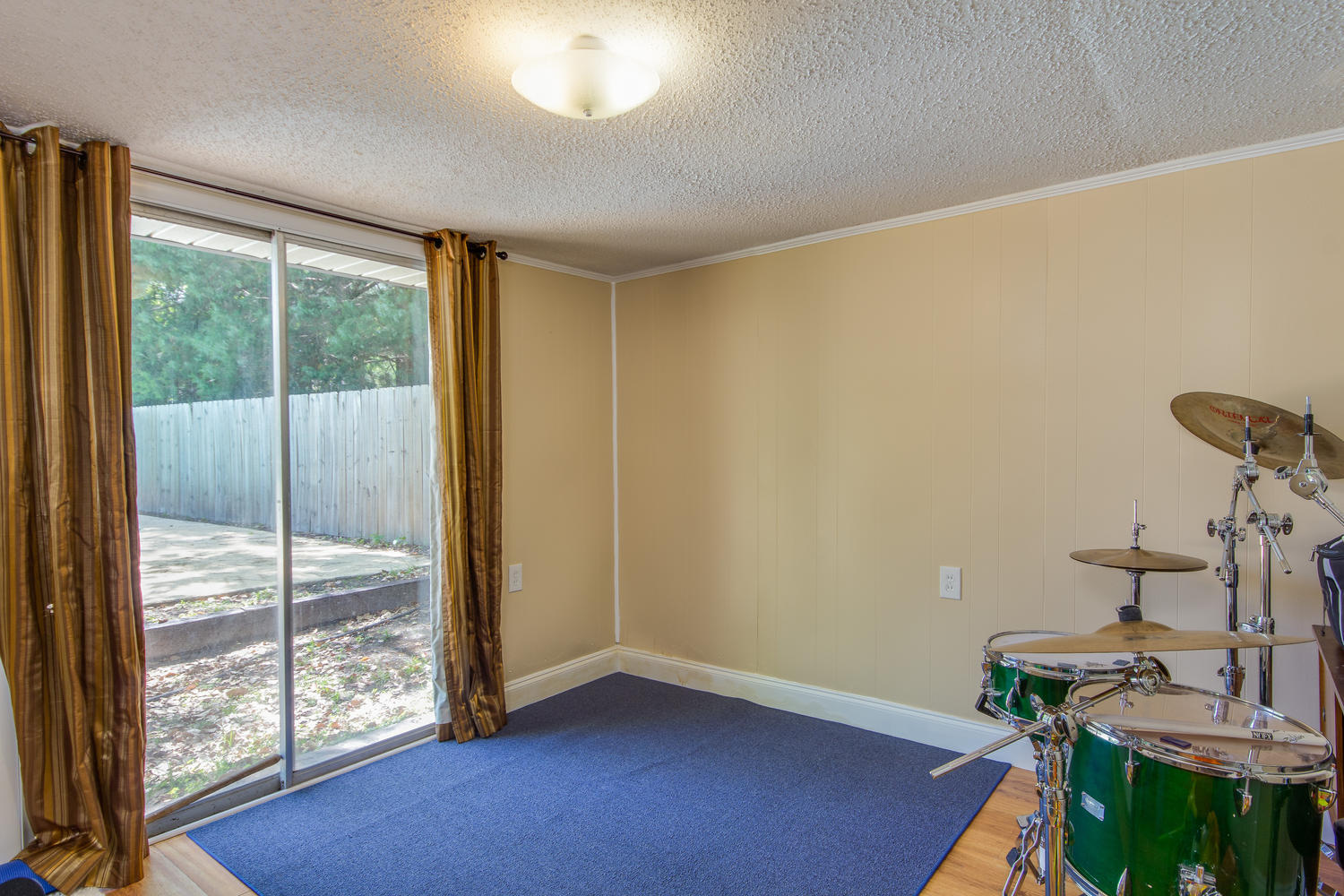 VESTA HEIGHTS 4TH ADDN - Residential