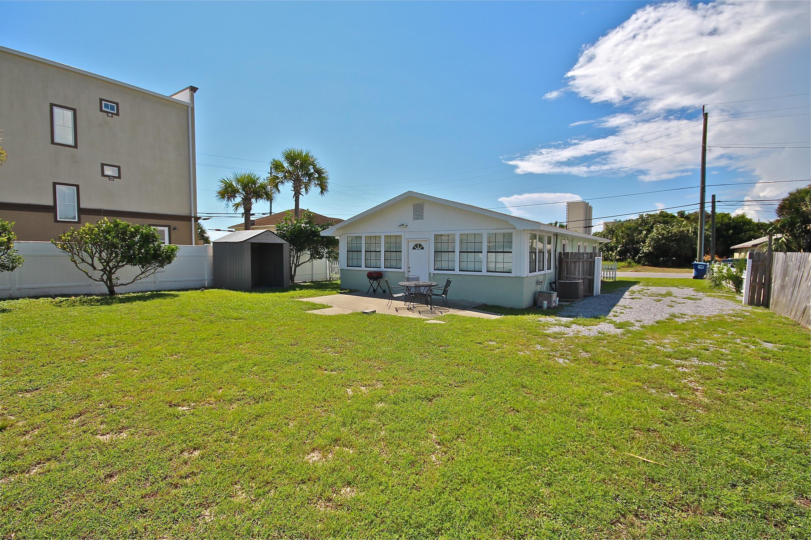 BID-A-WEE Beach - Residential