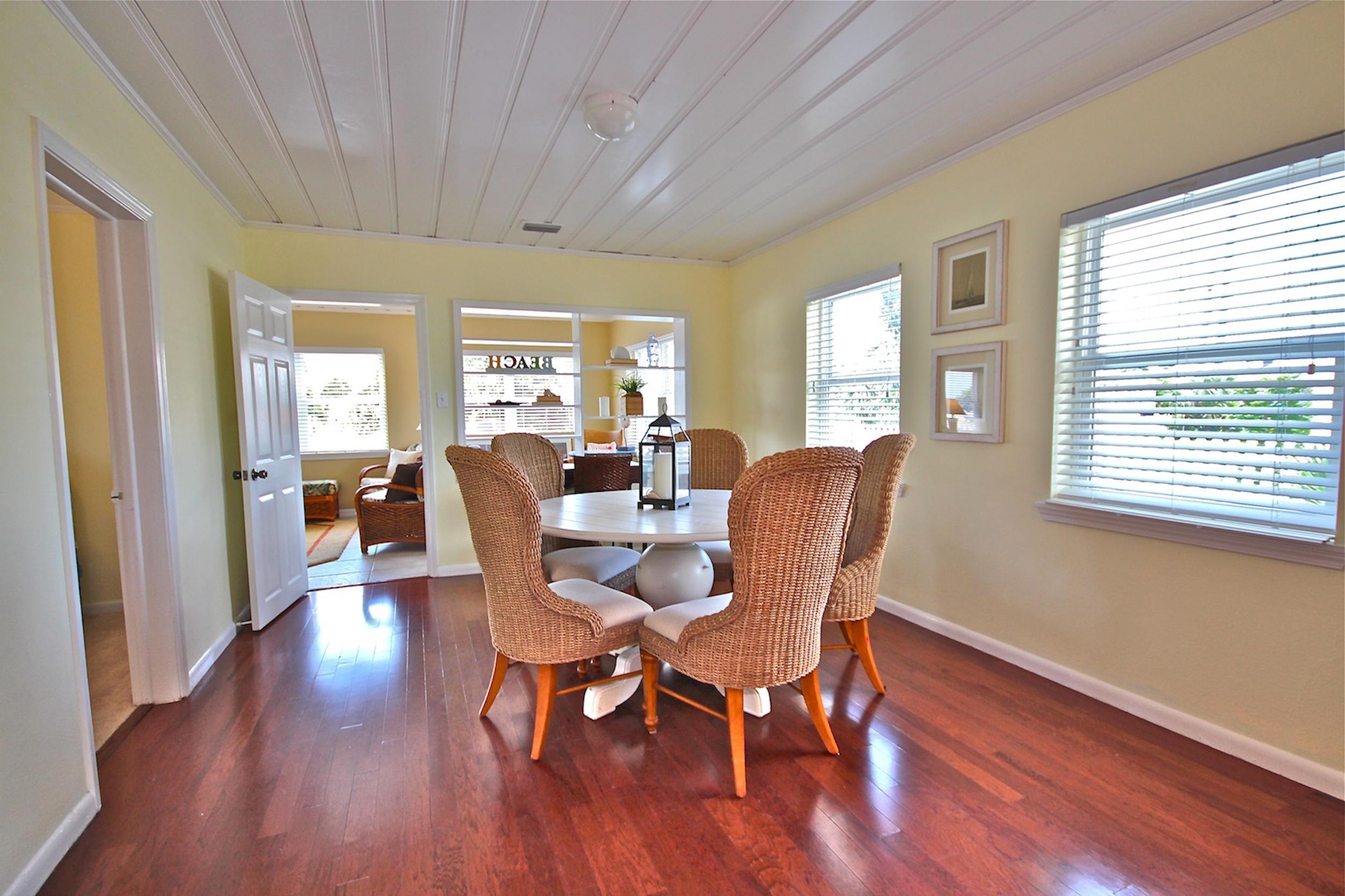 BID-A-WEE Beach - Residential