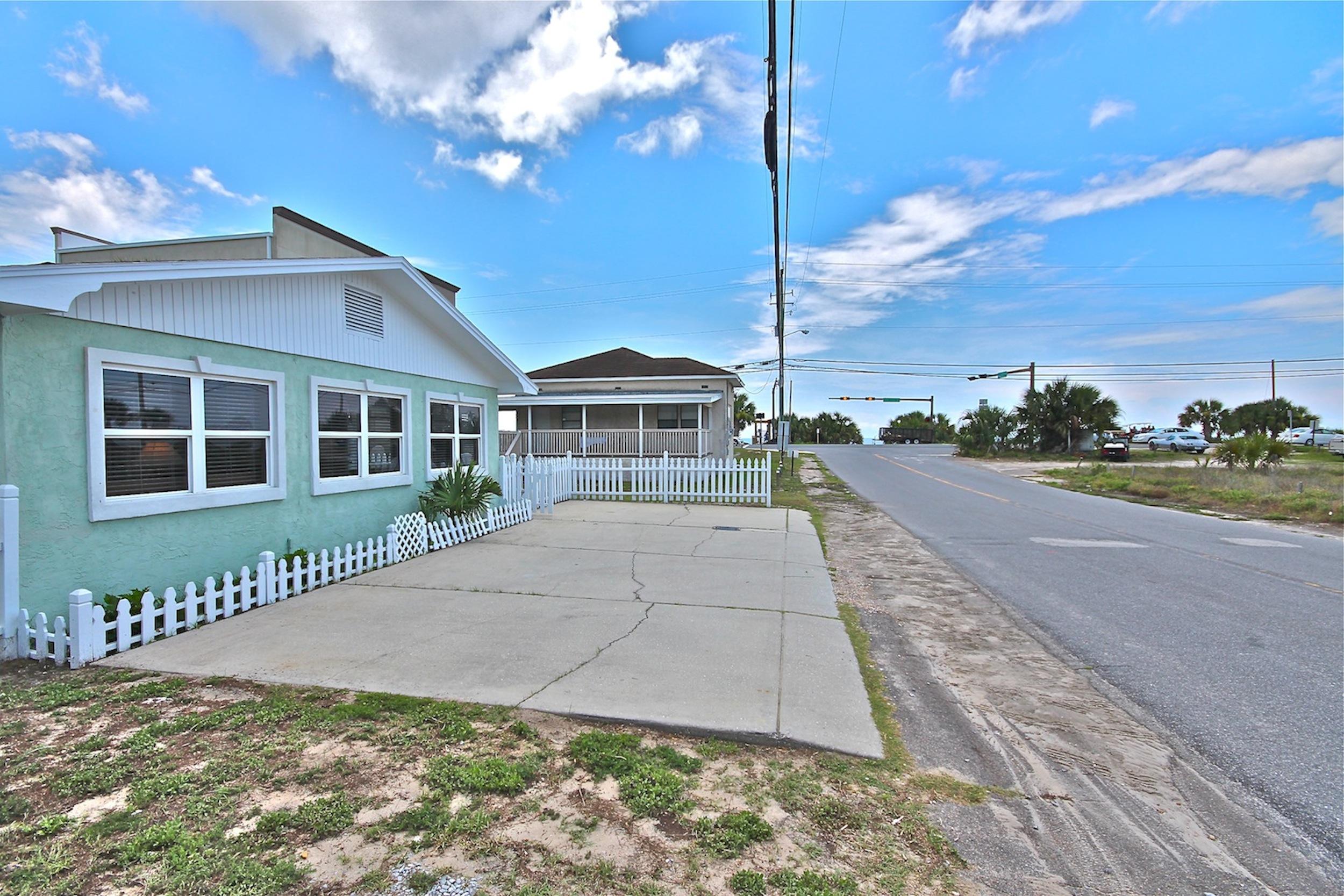 BID-A-WEE Beach - Residential